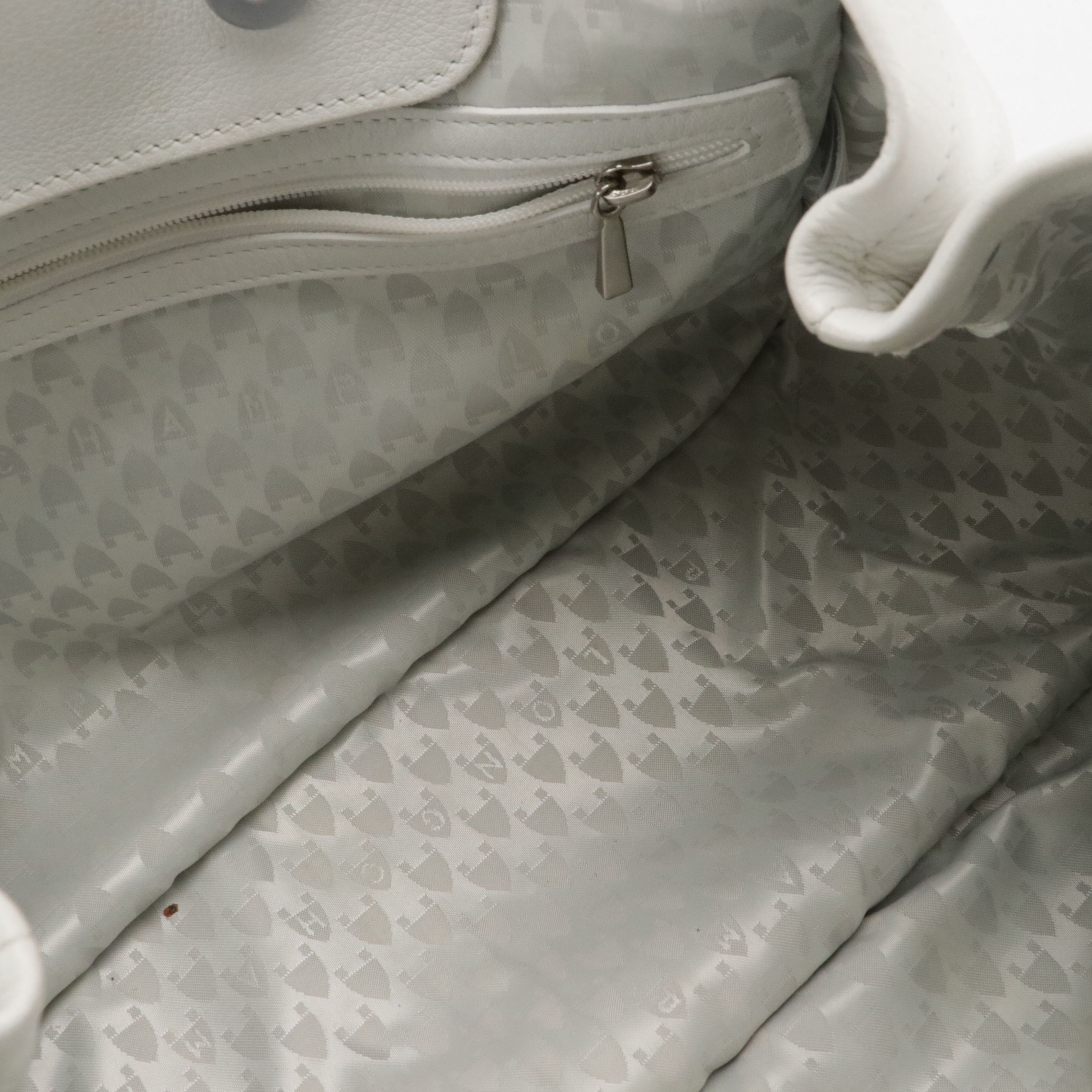 Longchamp Balzane White Grain Leather Tote Bag