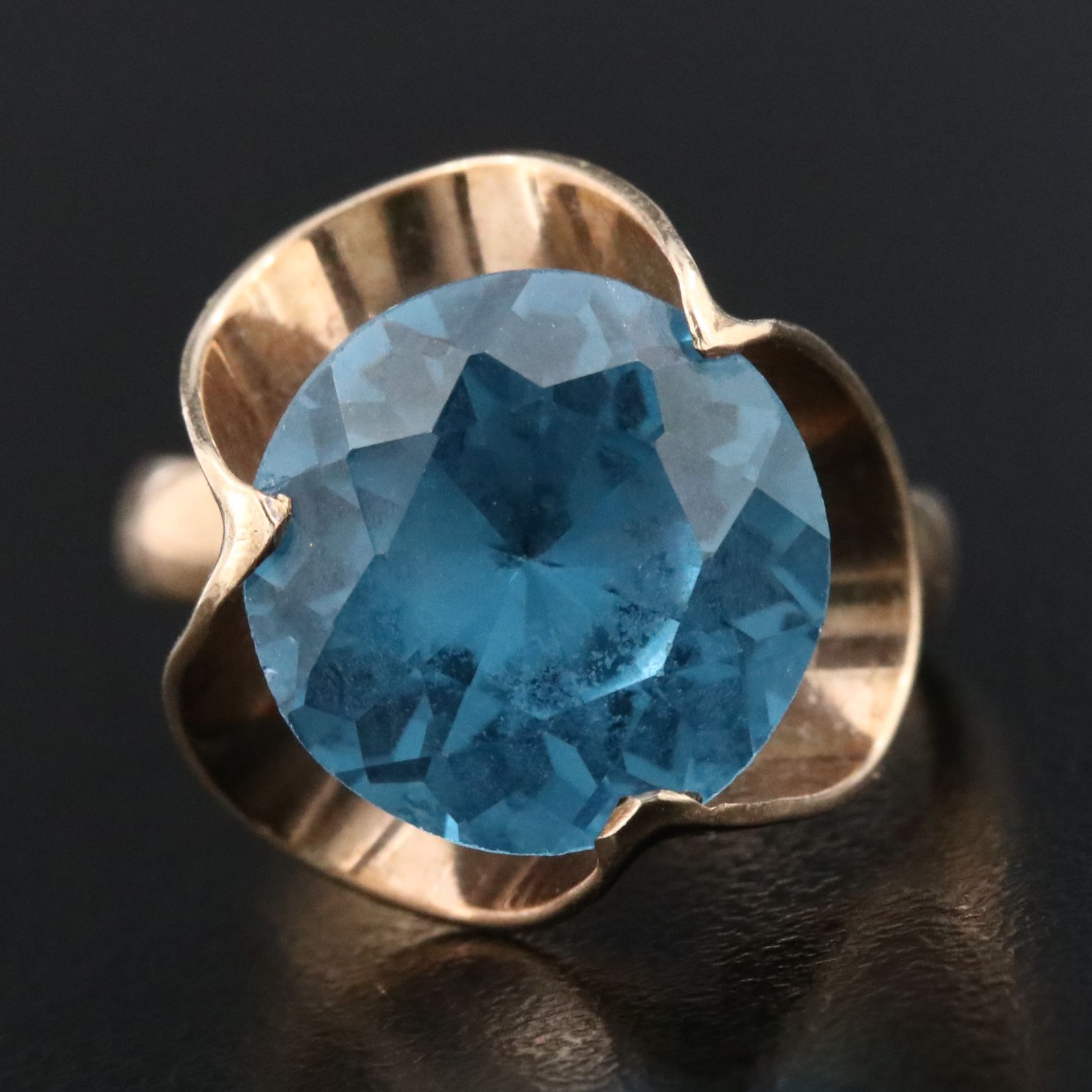 Vintage 10K Spinel Ring