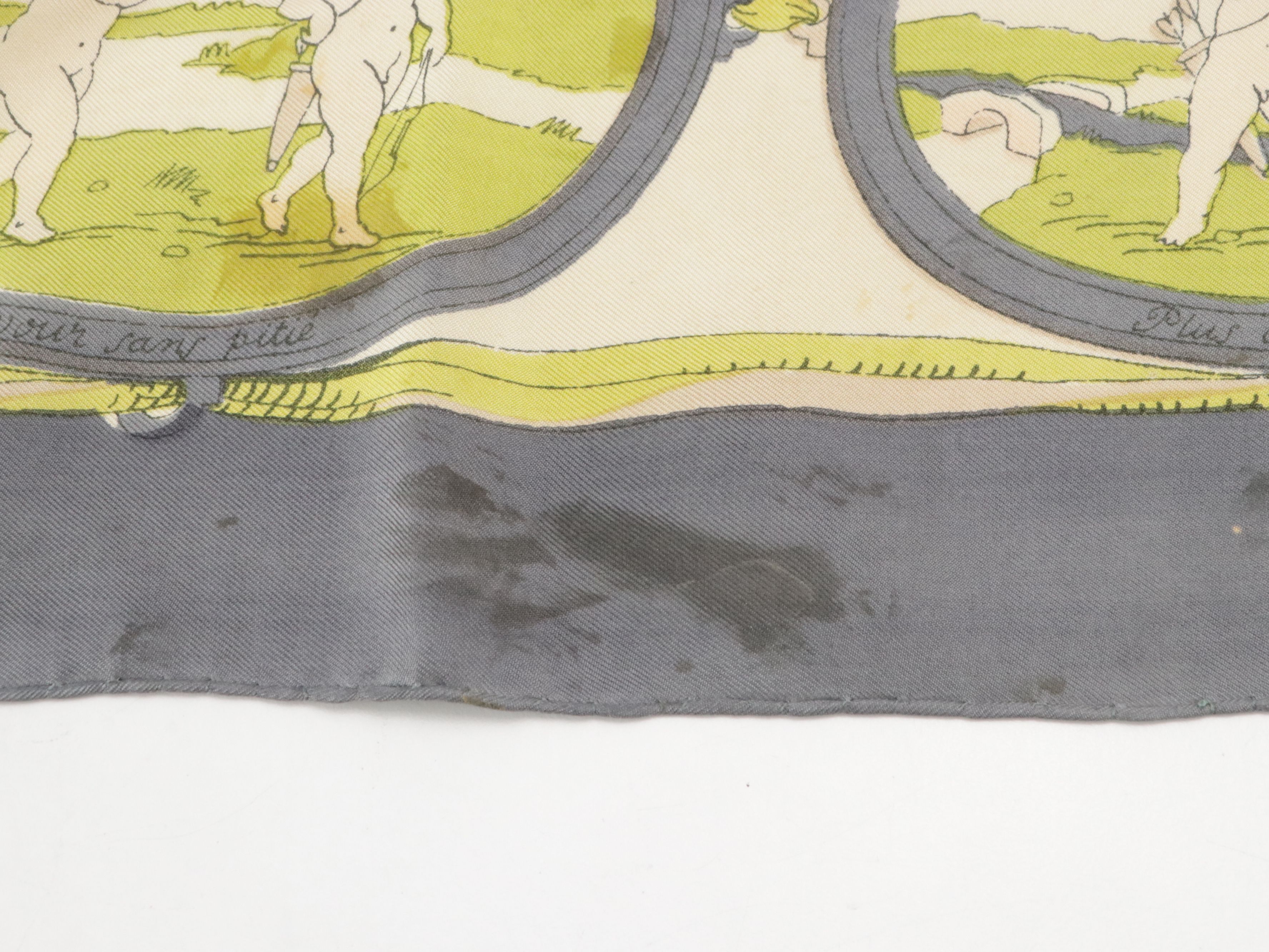 Hermès "Par Tout Amour" Scarf 90 in Silk Twill with Box