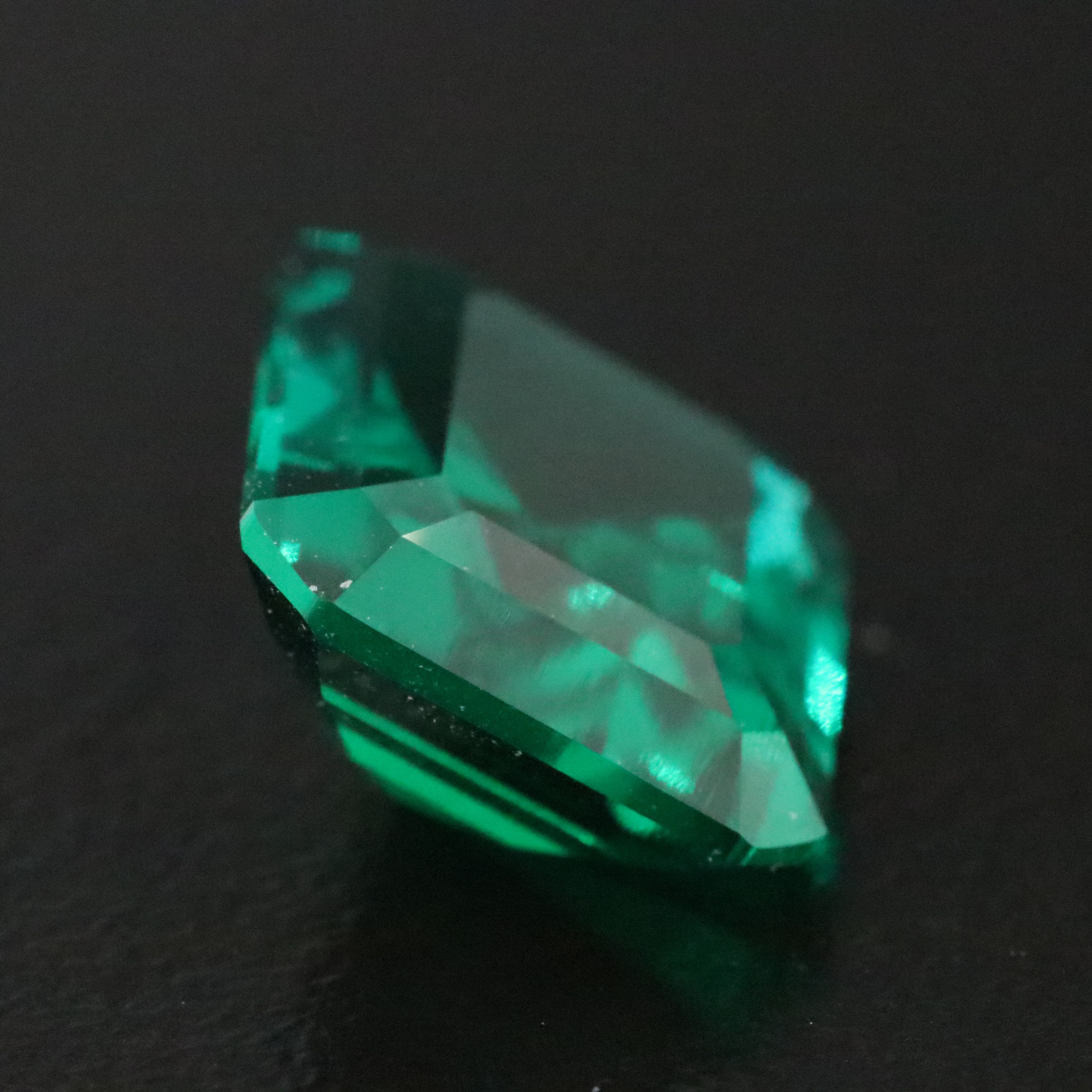 Loose 4.81 CT Lab Grown Emerald