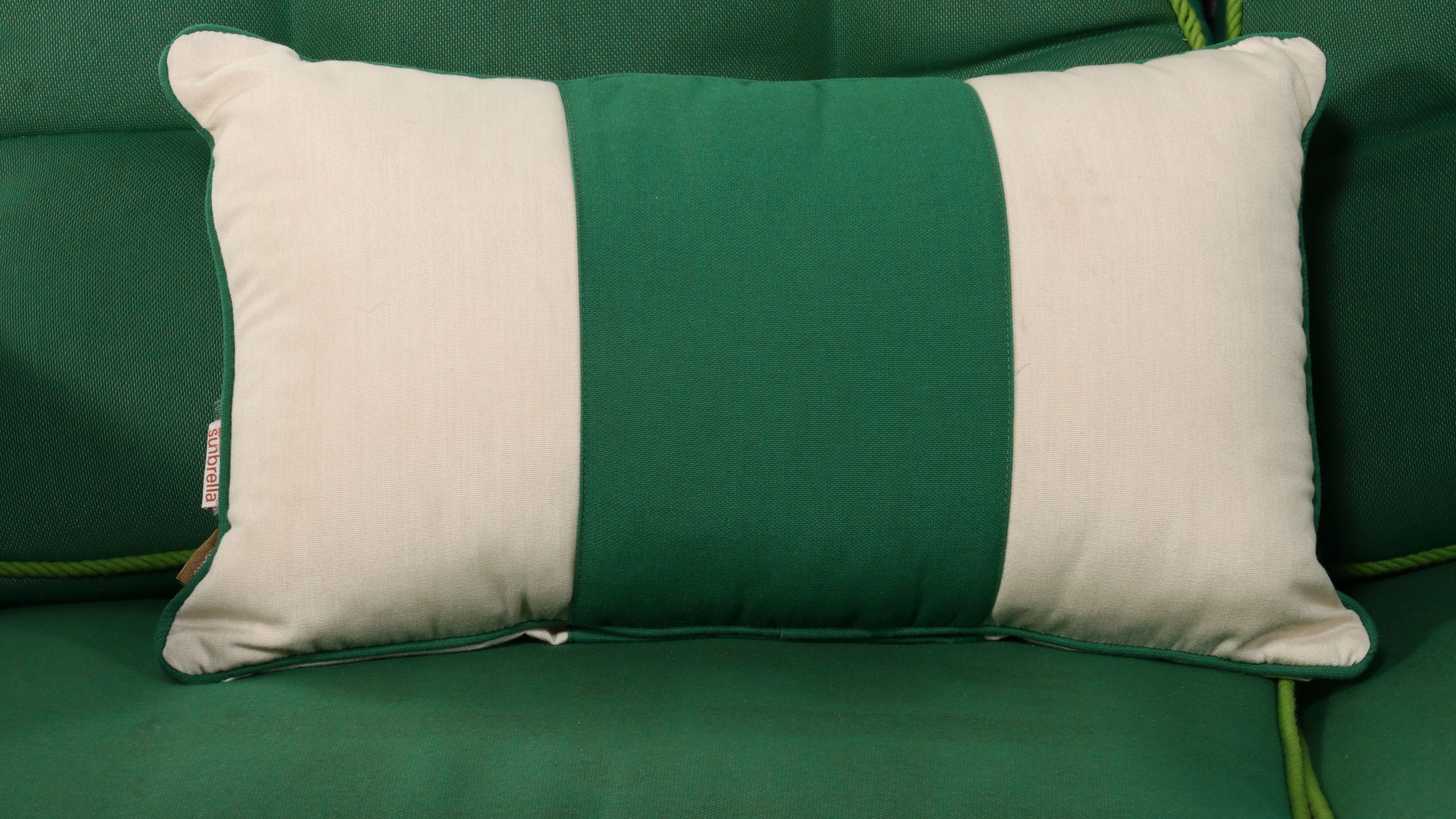 Lloyd Flanders Lloyd Loom All-Weather PE Patio Gliders and Coffee Table