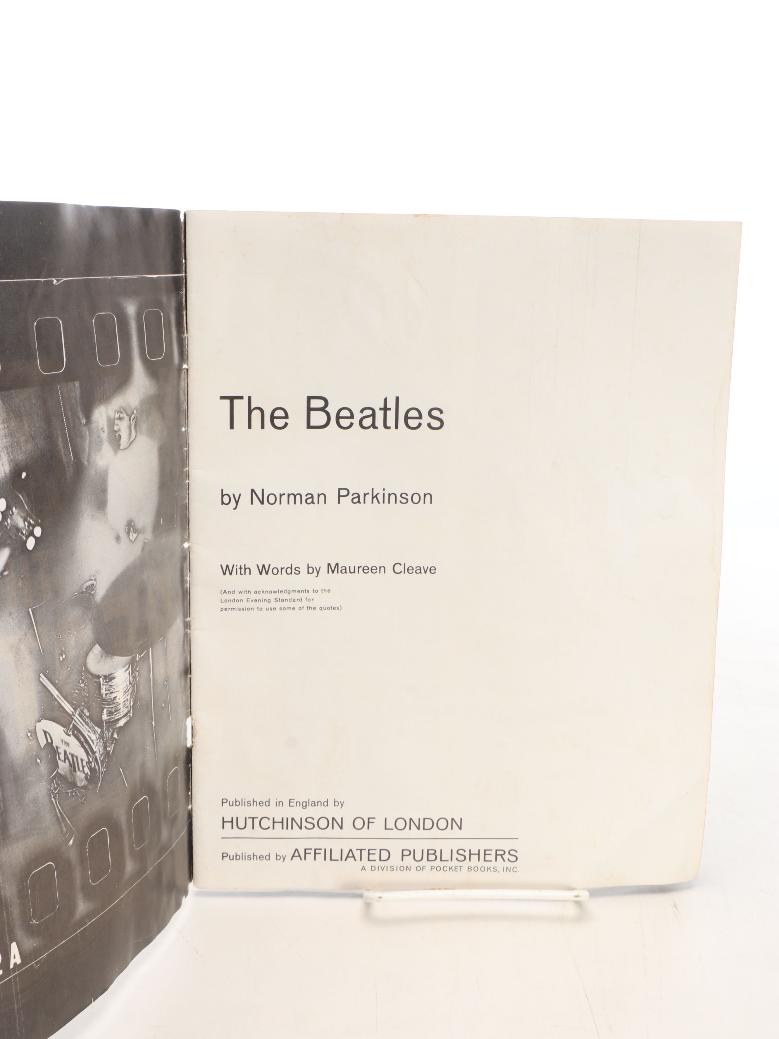 The Beatles "Yeah! Yeah! Yeah!" Beach Towel with Norman Parkinson Photo Magazine