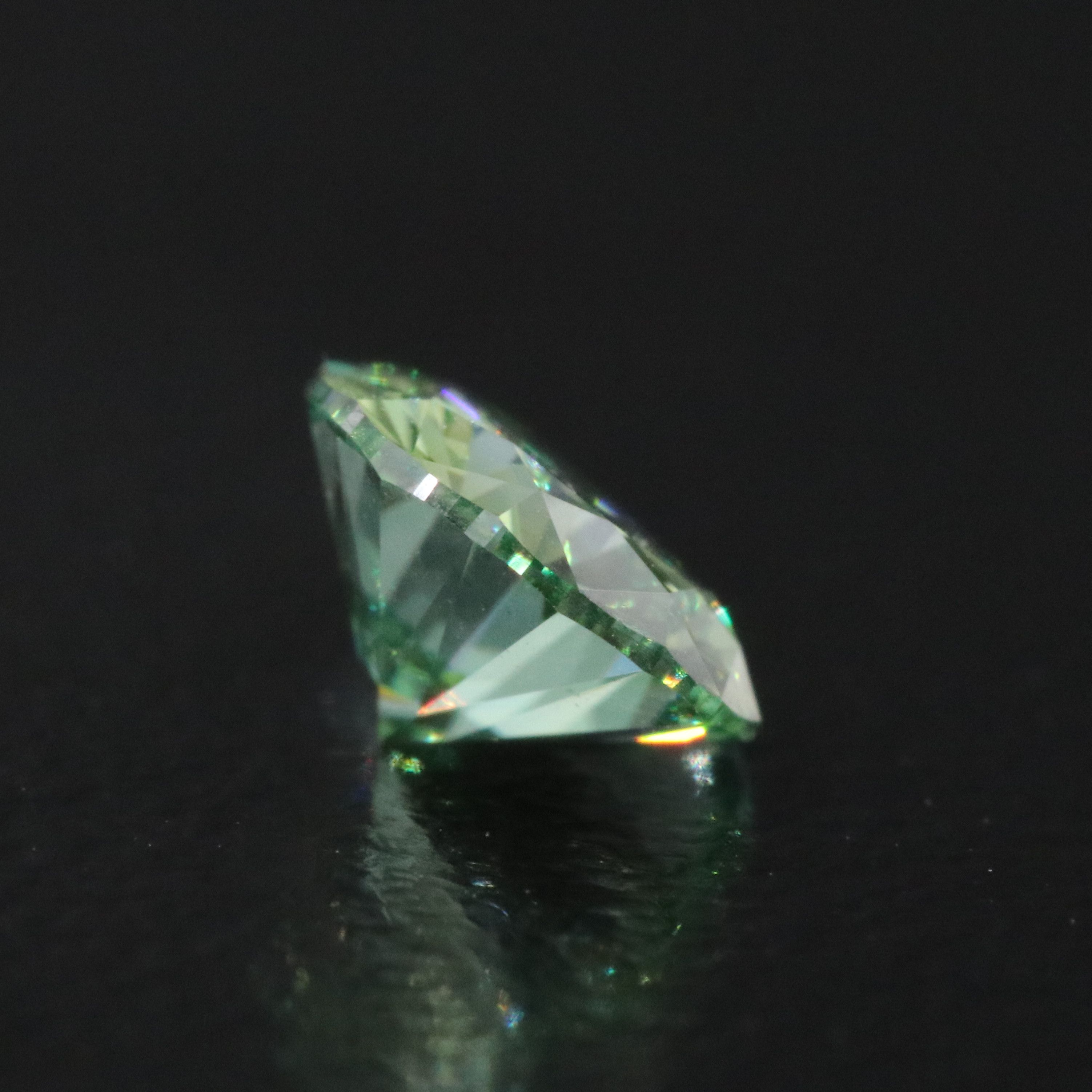 Loose 1.02 CT Lab Grown Fancy Vivid Green Diamond with IGI Report