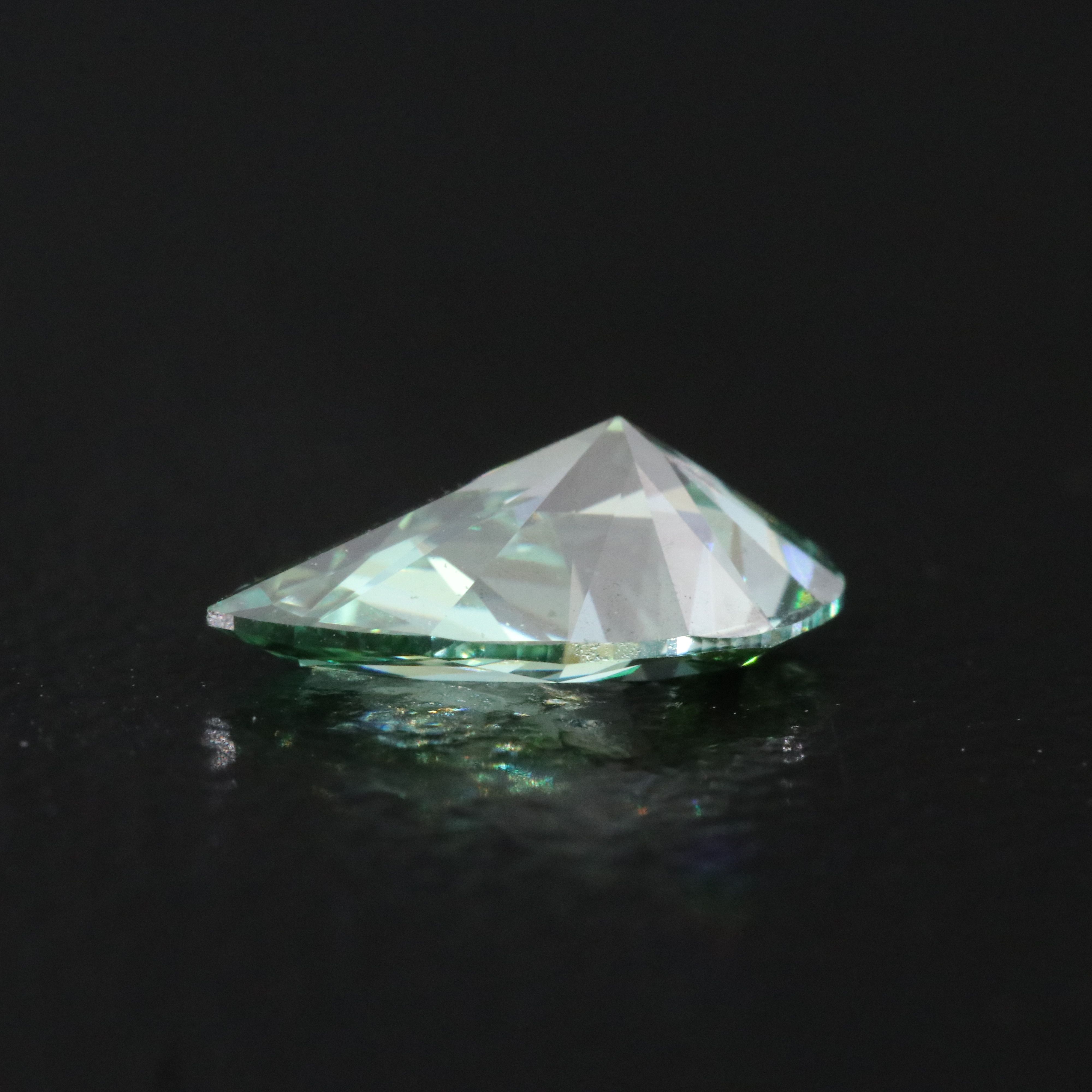 Loose 1.02 CT Lab Grown Fancy Vivid Green Diamond with IGI Report