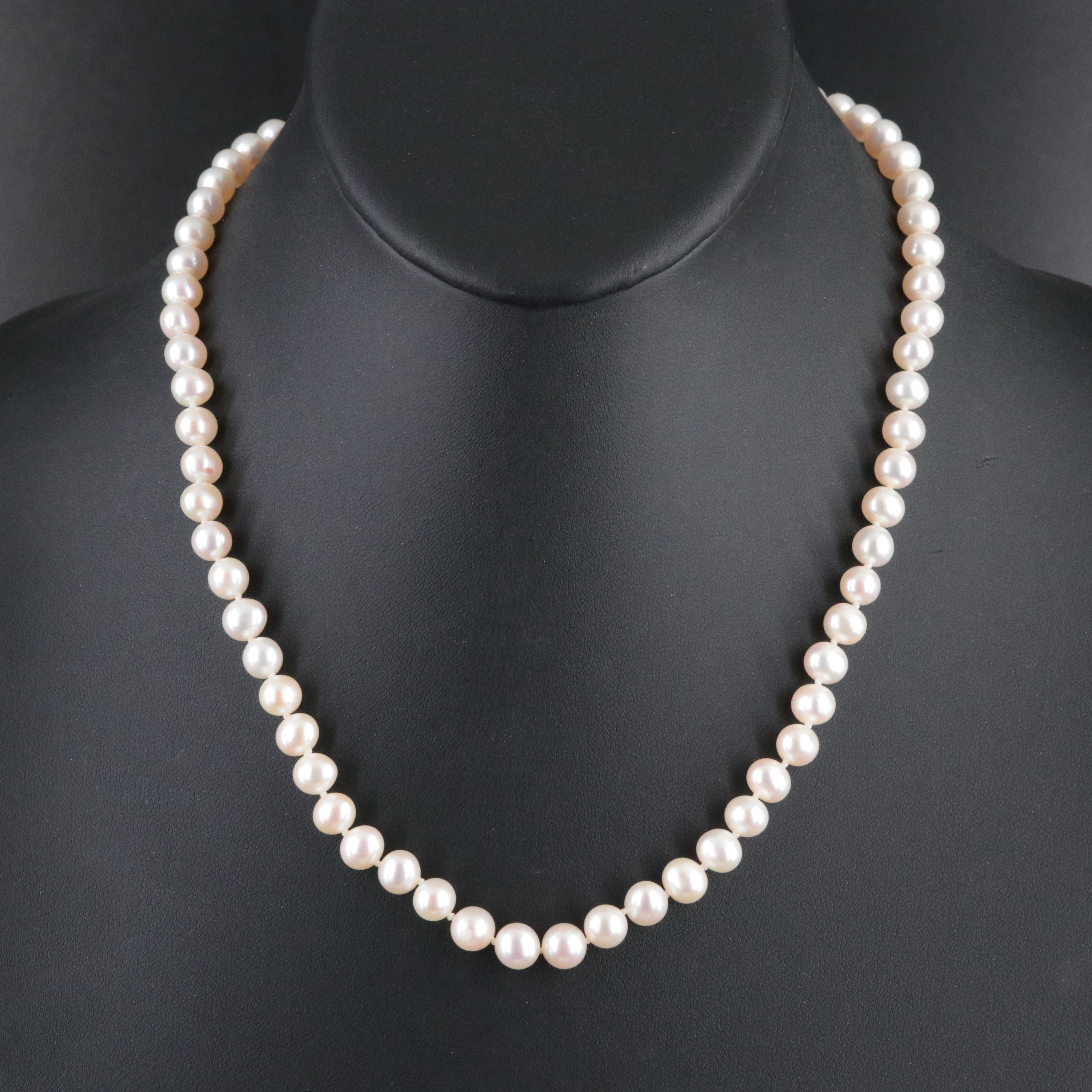 Pearl Necklace with 14K Clasp