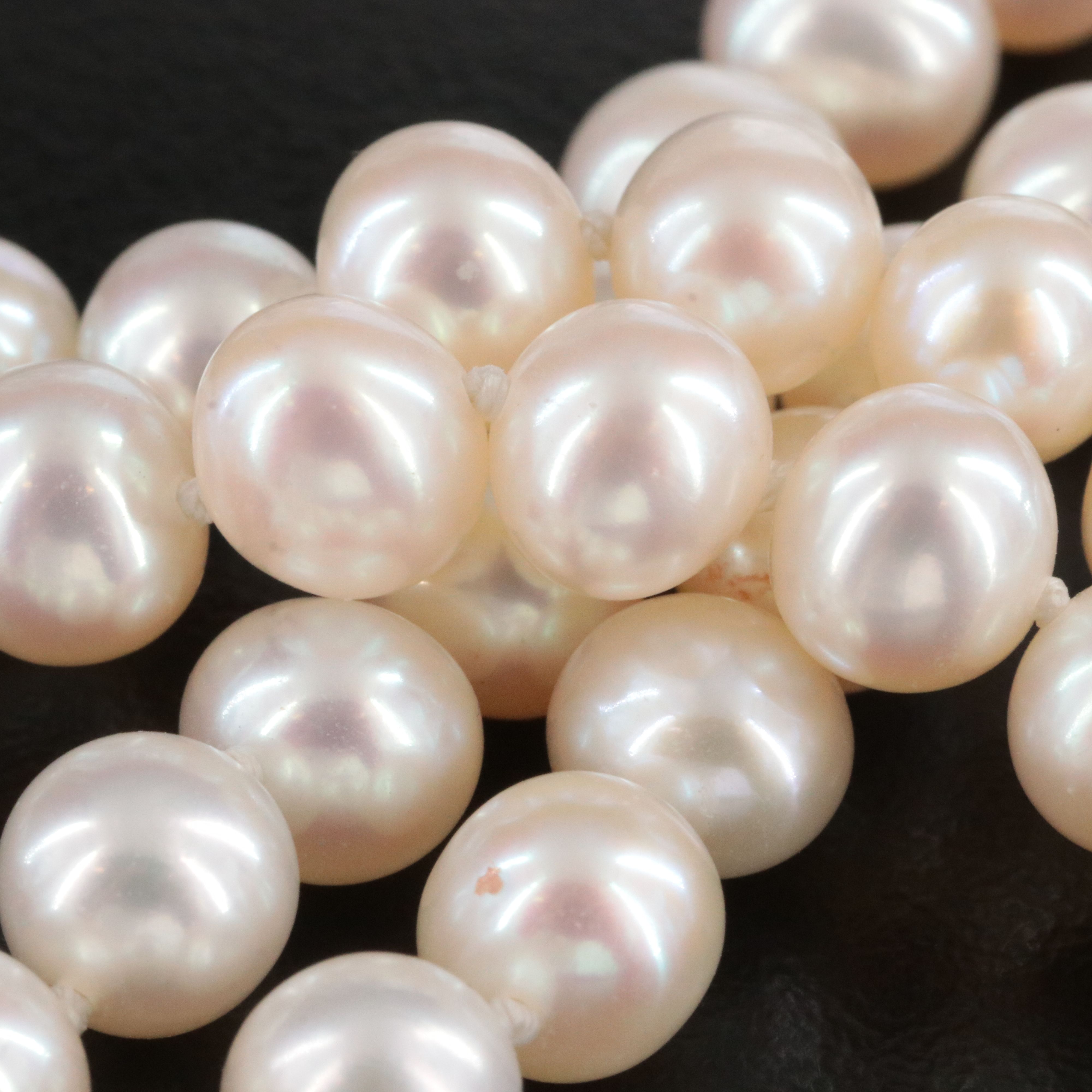 Pearl Necklace with 14K Clasp