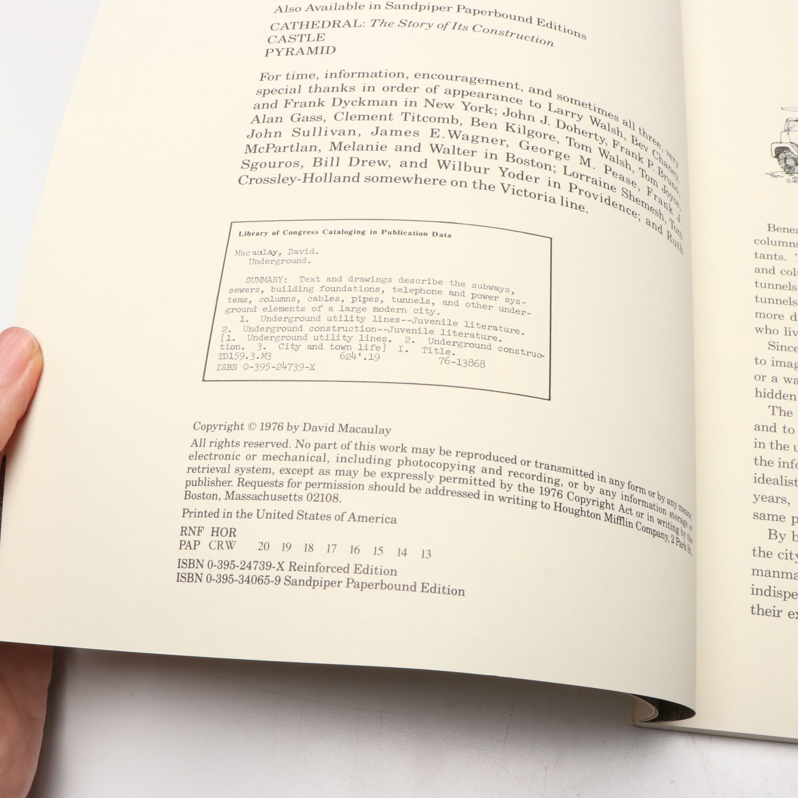 "Cathedral" and More Architecture Nonfiction Books by David Macaulay