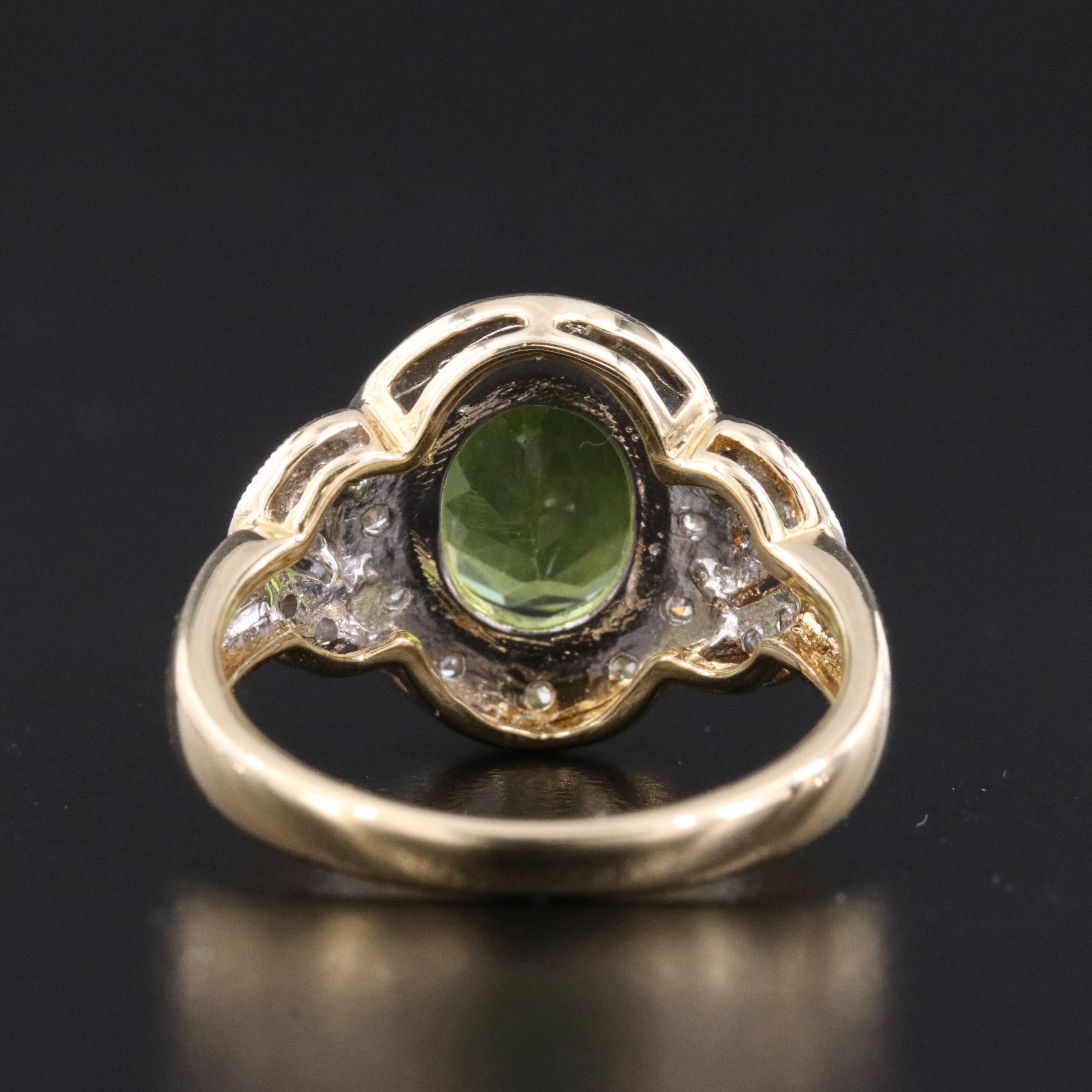18K Peridot and Diamond Ring