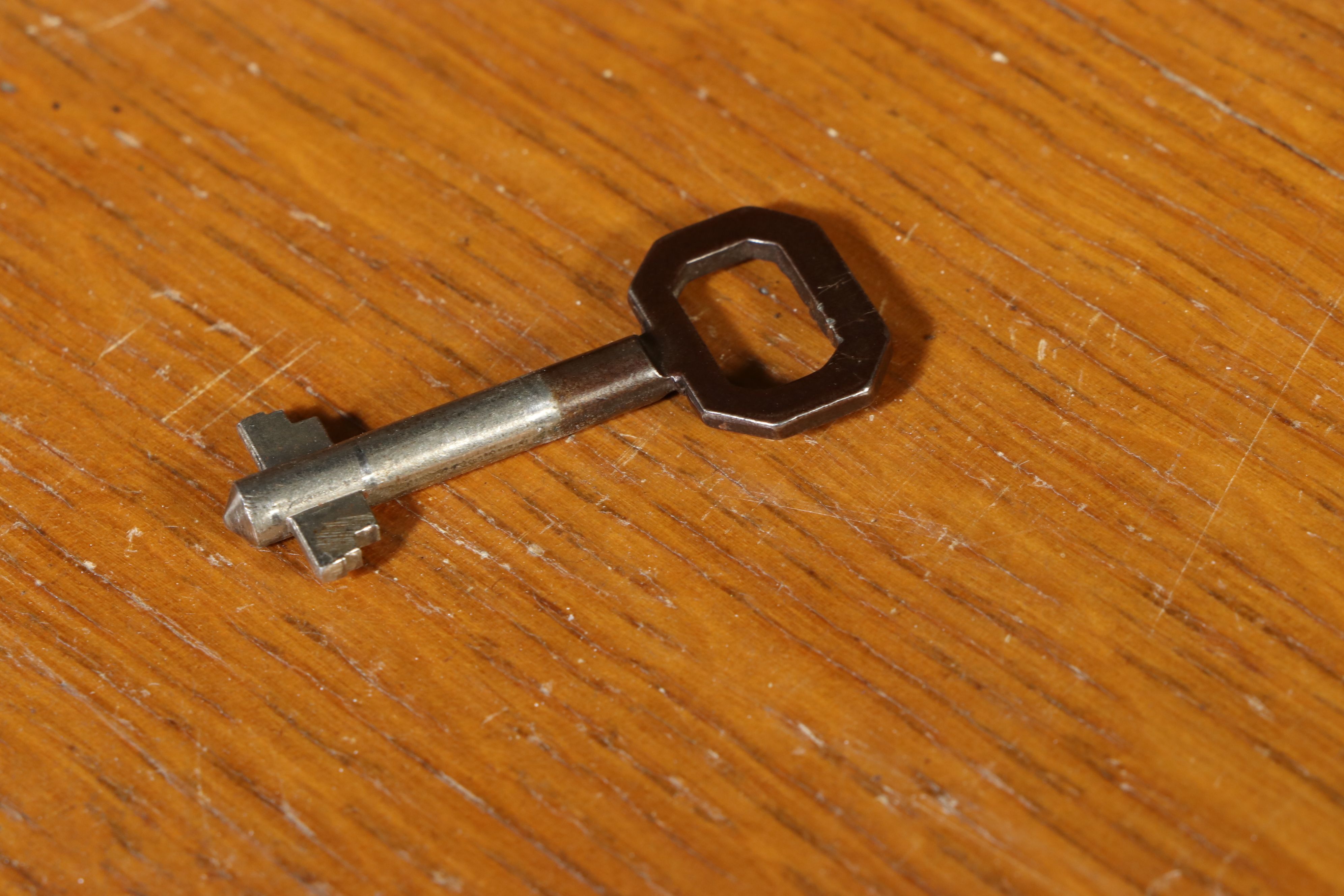 Hoosier Manufacturing Co. Oak Roll-Top Desk, Early 20th Century