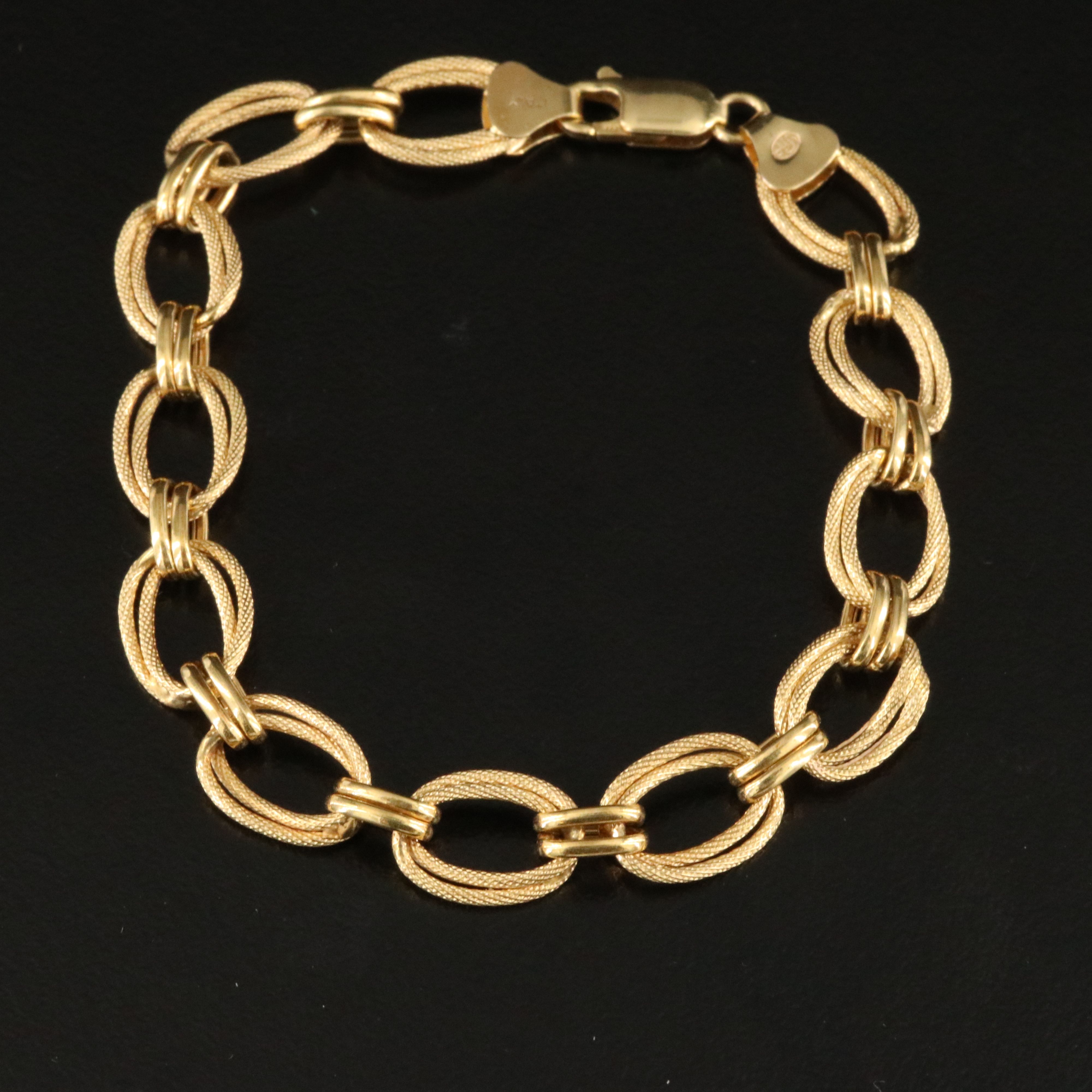 14K Oval Link Bracelet