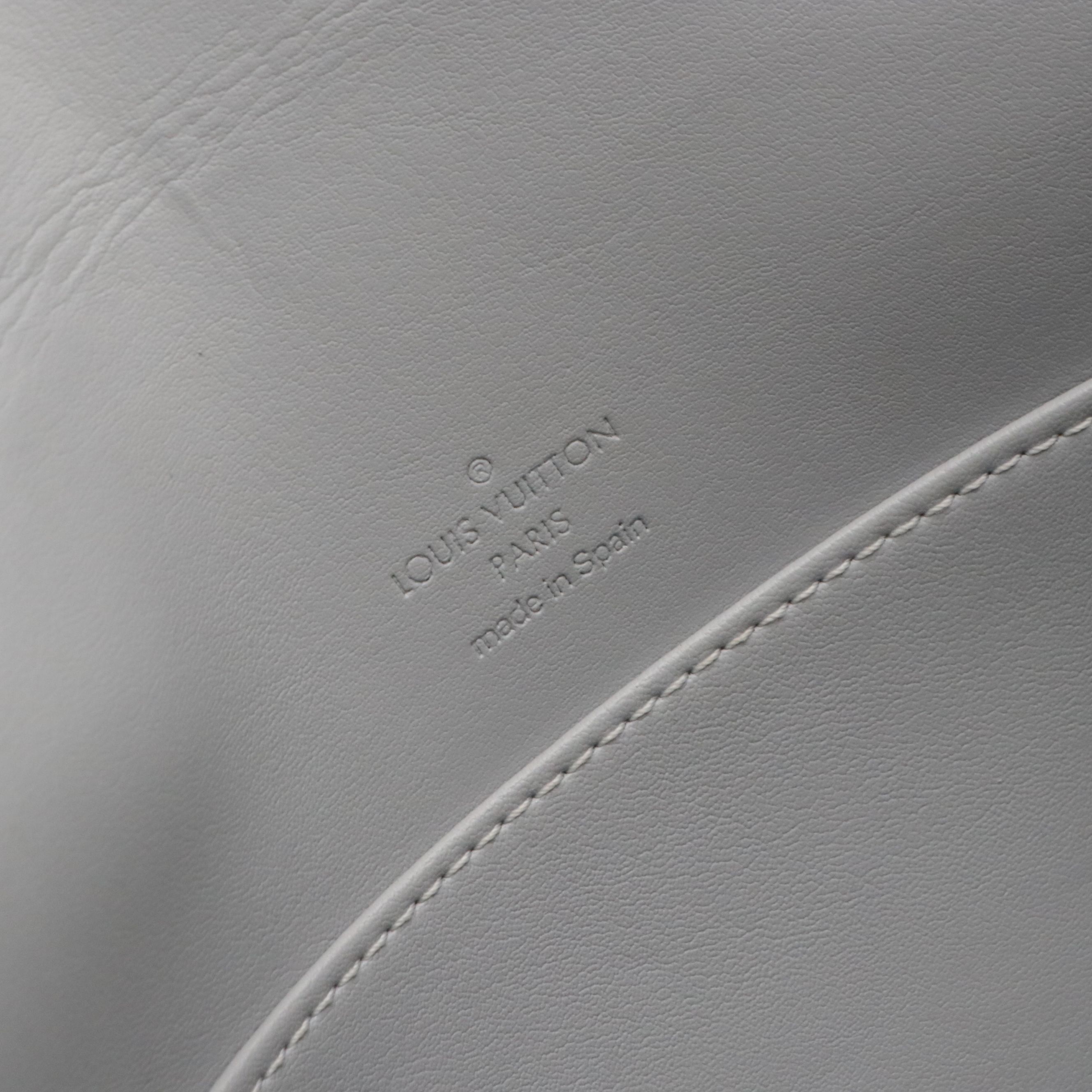 Louis Vuitton Thompson Street Shoulder Bag in Monogram Vernis Leather