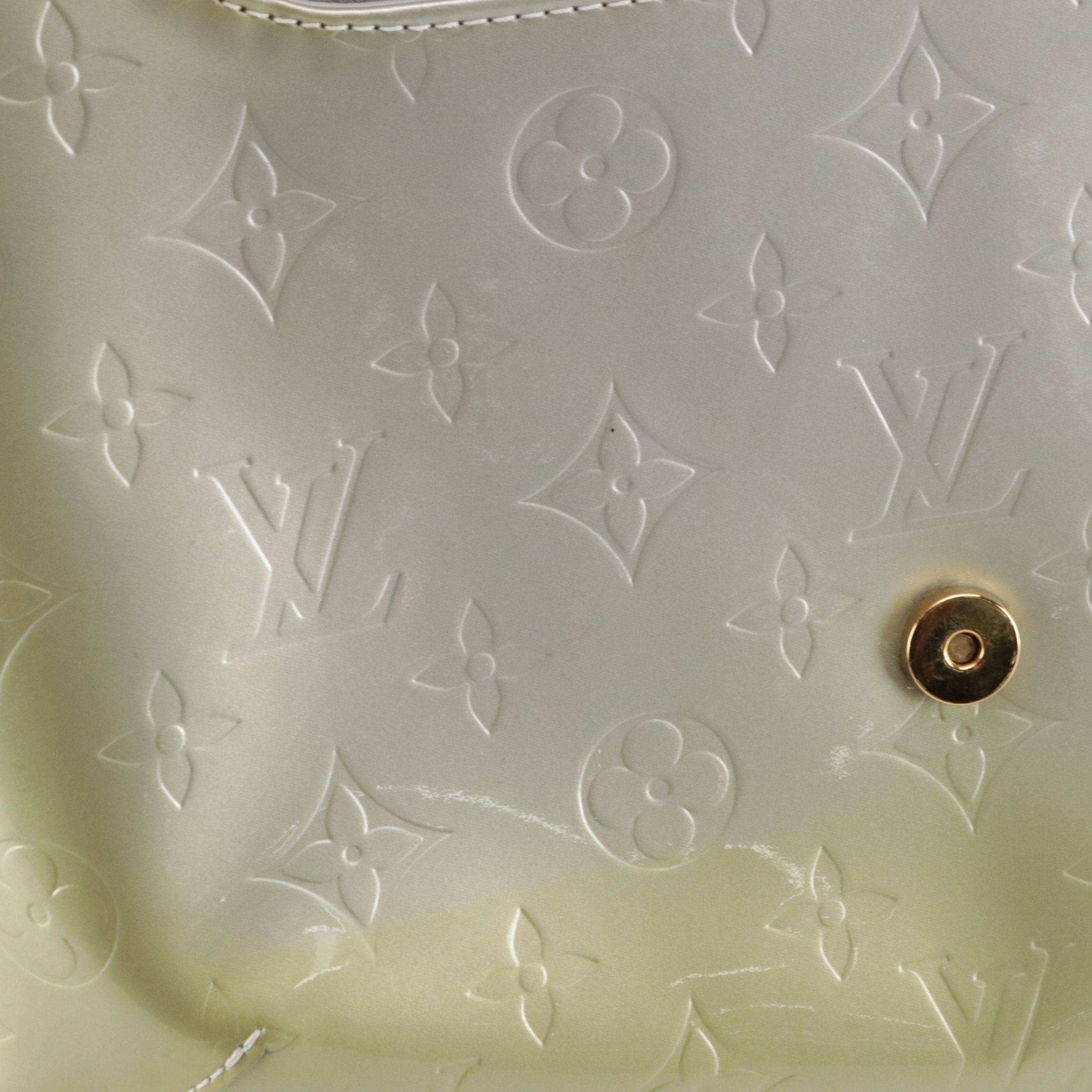 Louis Vuitton Thompson Street Shoulder Bag in Monogram Vernis Leather