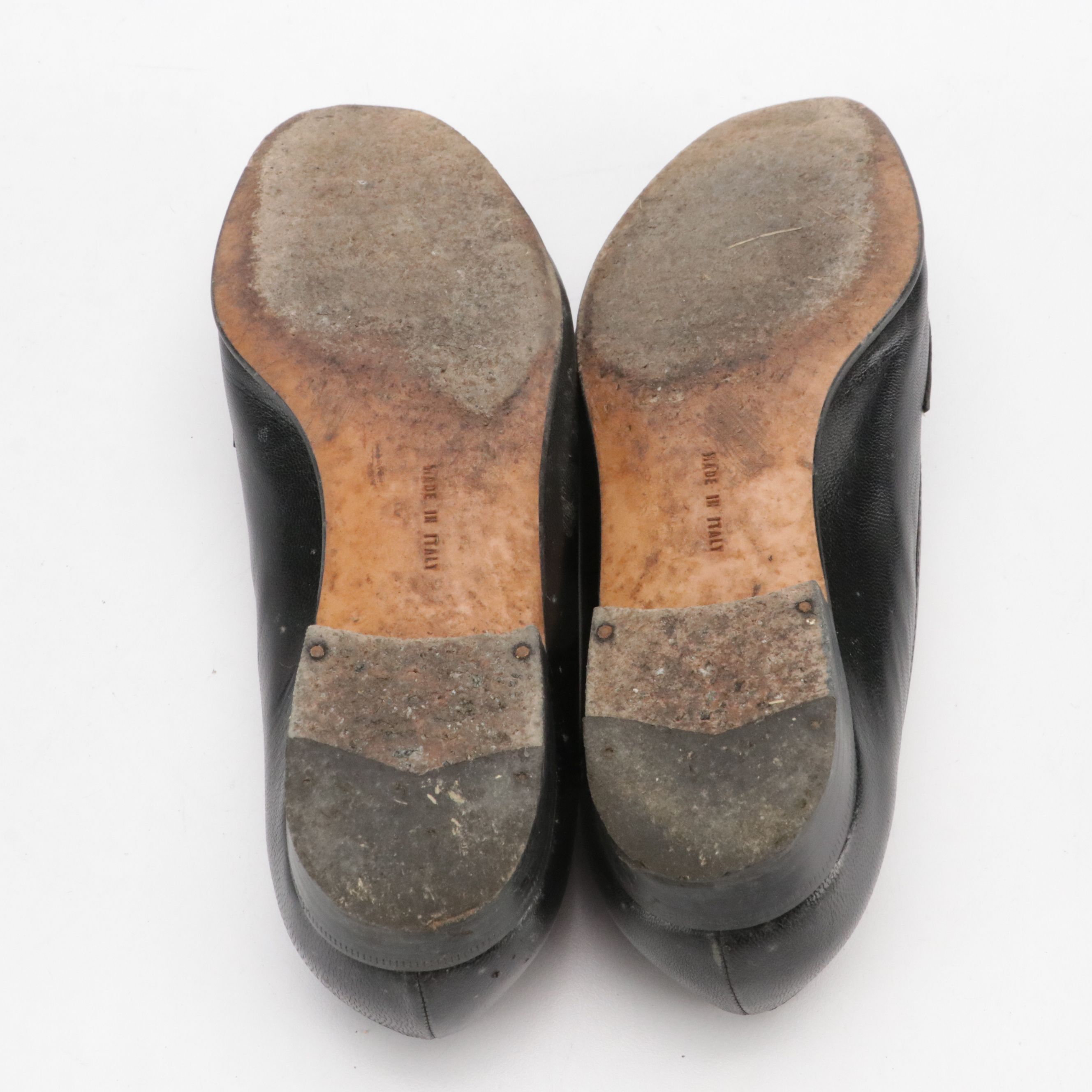 Salvatore Ferragamo Gancini Loafers in Black Leather