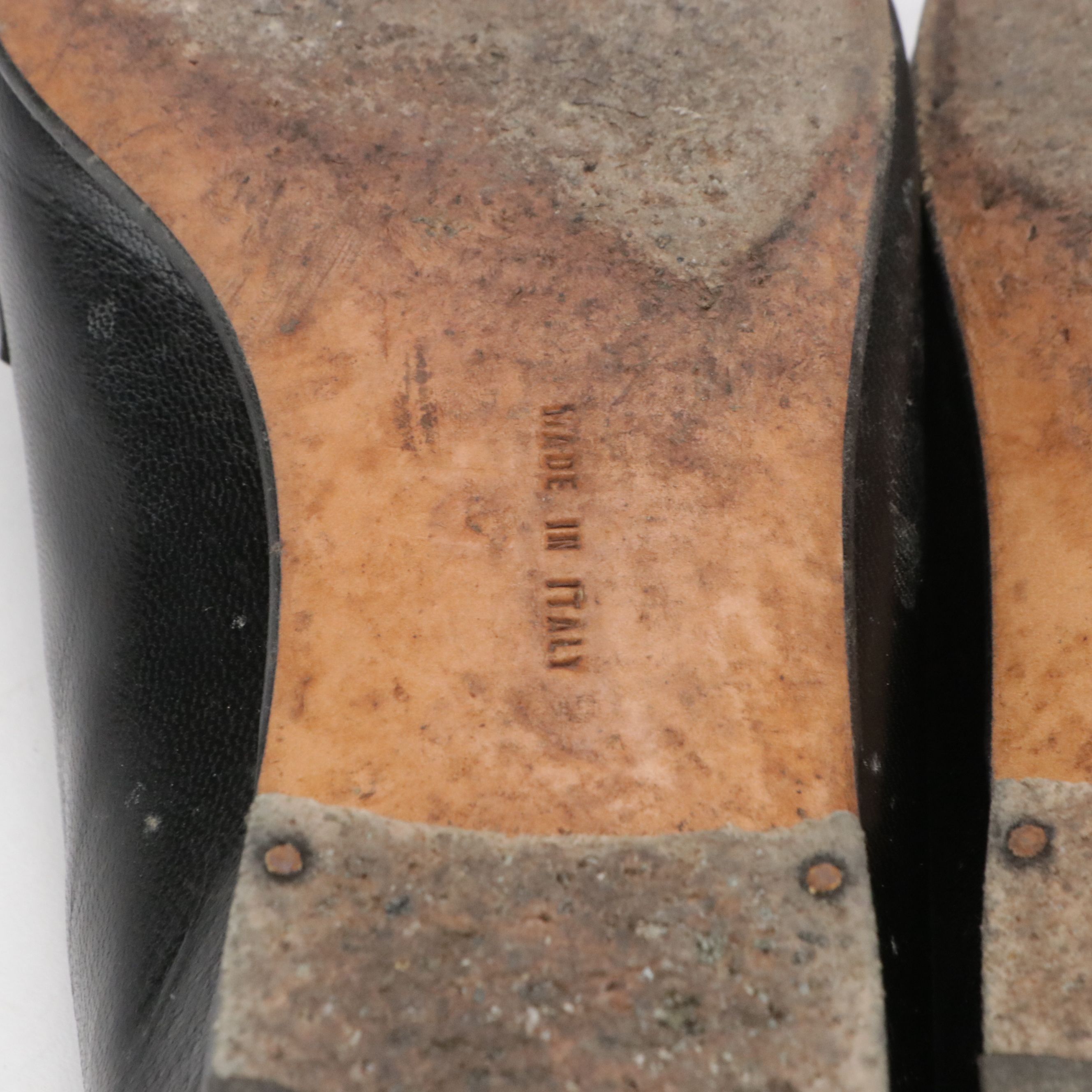 Salvatore Ferragamo Gancini Loafers in Black Leather