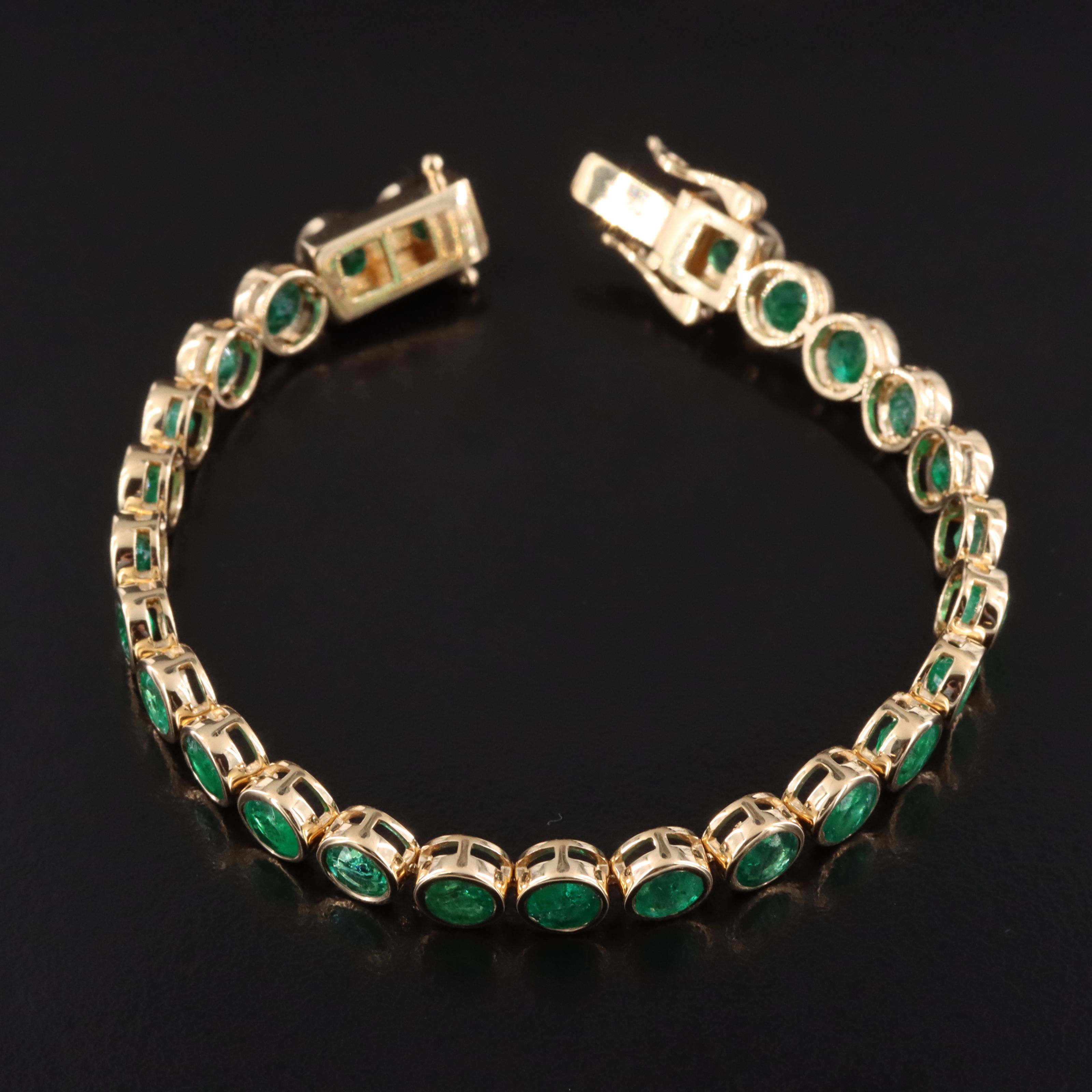 18K 10.03 CTW Emerald Line Bracelet