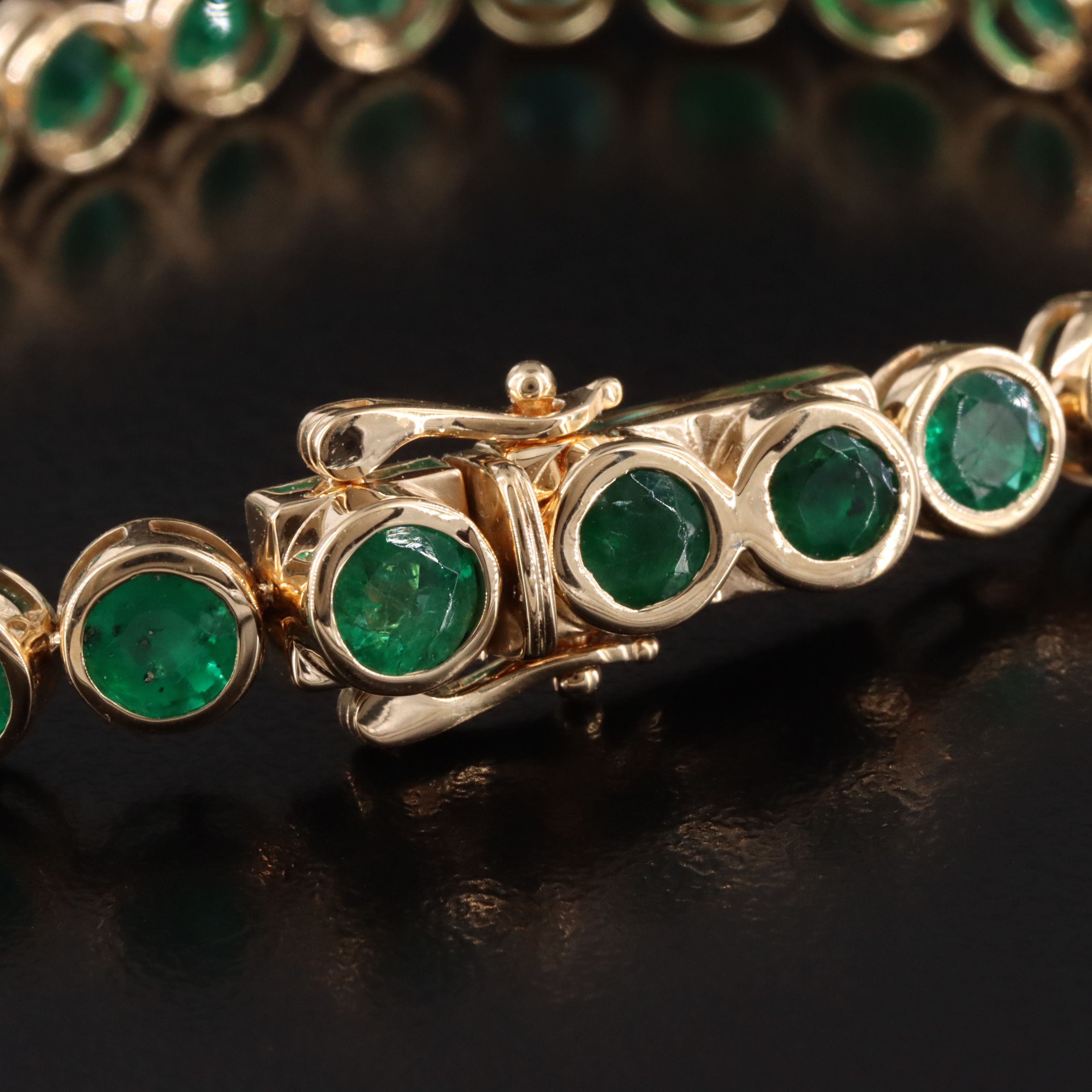 18K 10.03 CTW Emerald Line Bracelet