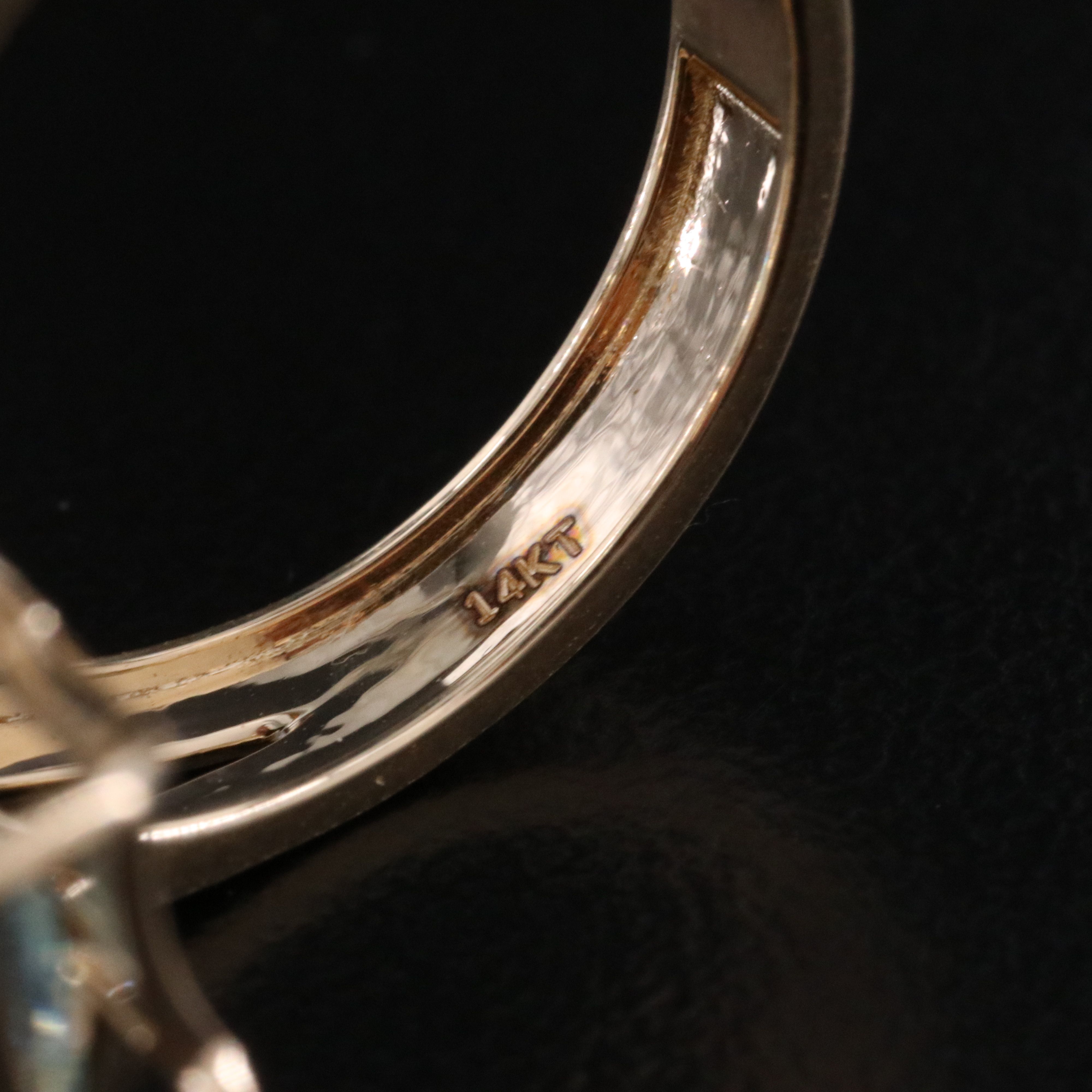 14K 15.14 CT Aquamarine and 1.30 CTW Diamond Ring