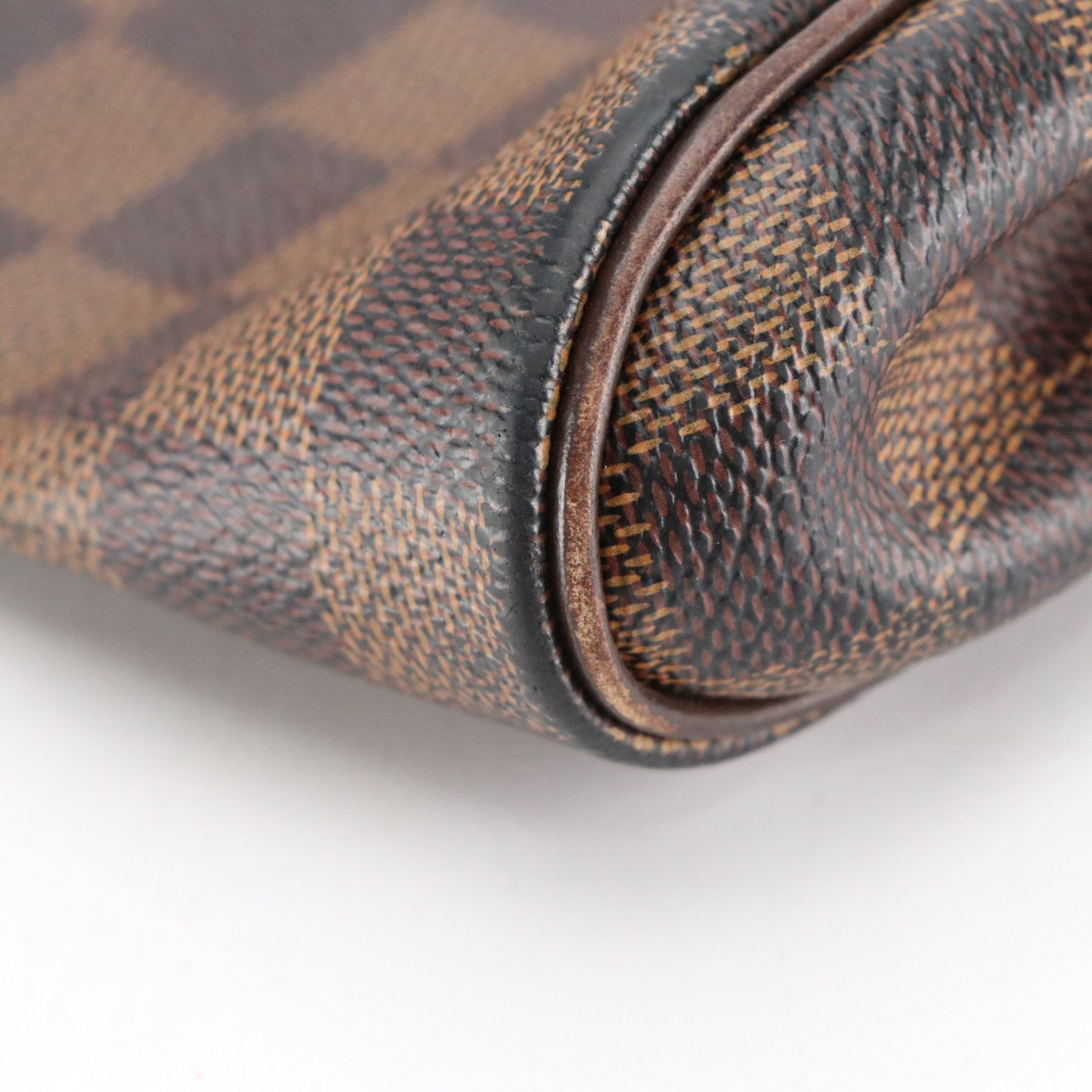 Louis Vuitton Inventeur Plaque Pochette Eva in Damier Ebene Canvas