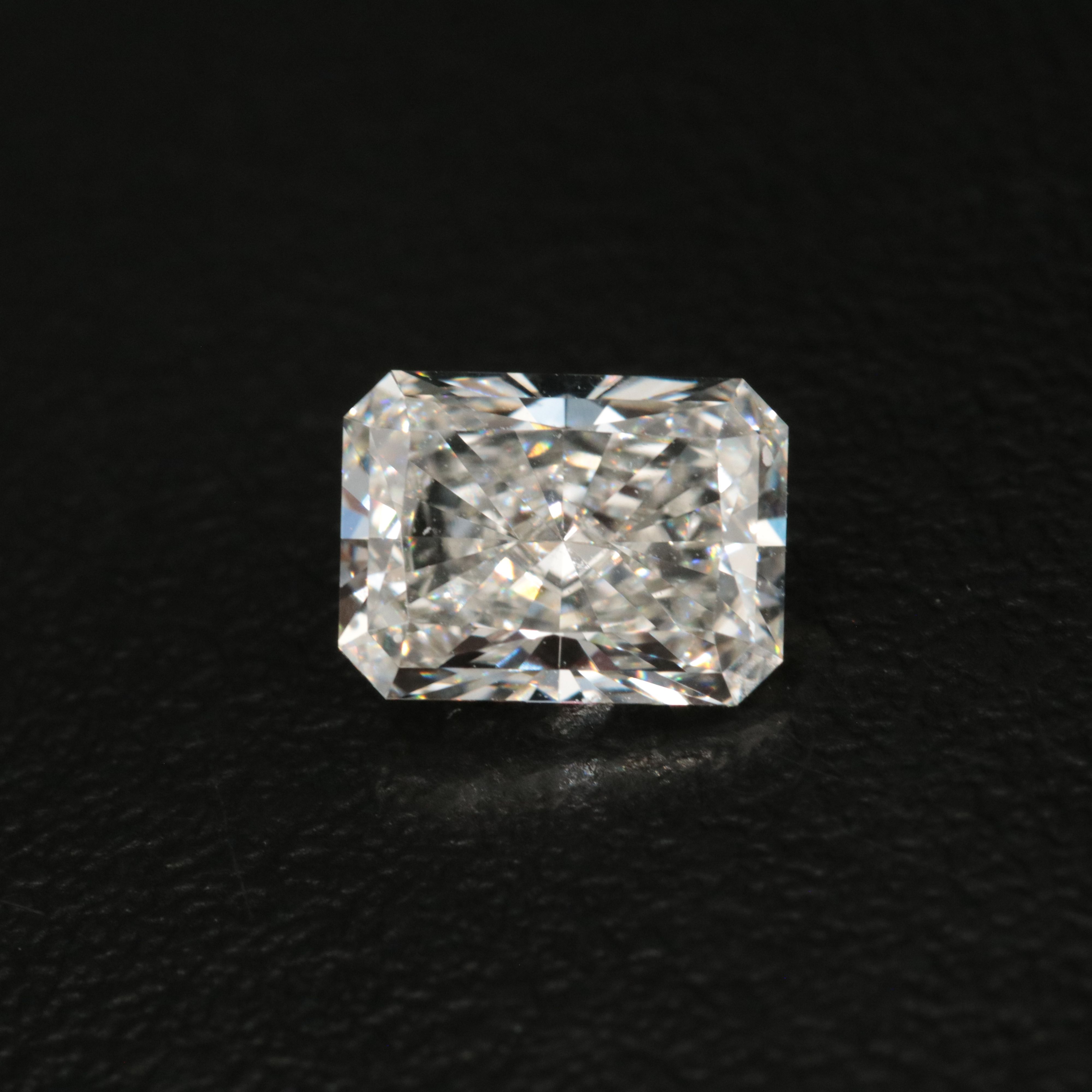 Loose 1.57 CT Lab Grown Diamond with IGI Report
