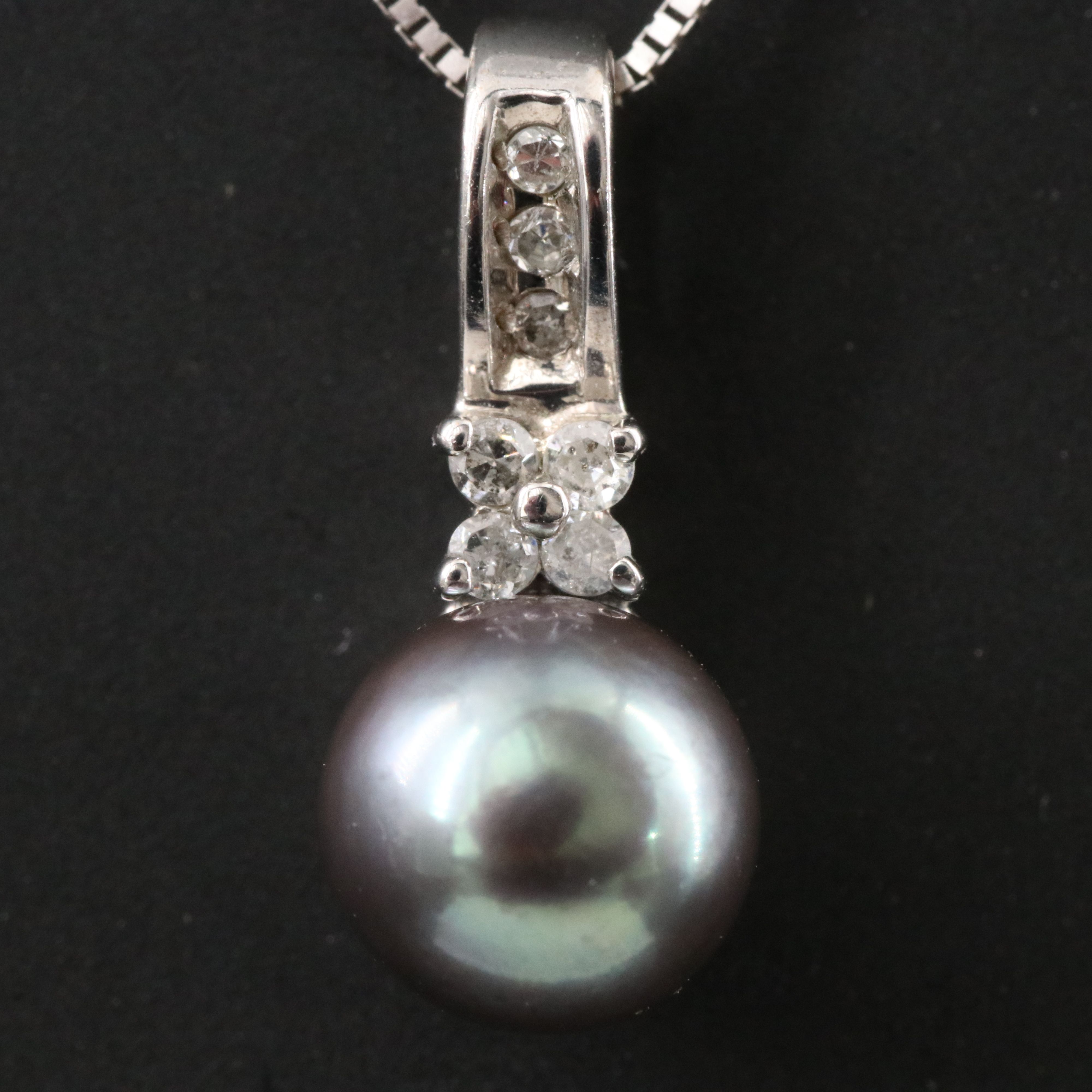 10K Pearl and Diamond Pendant Necklace