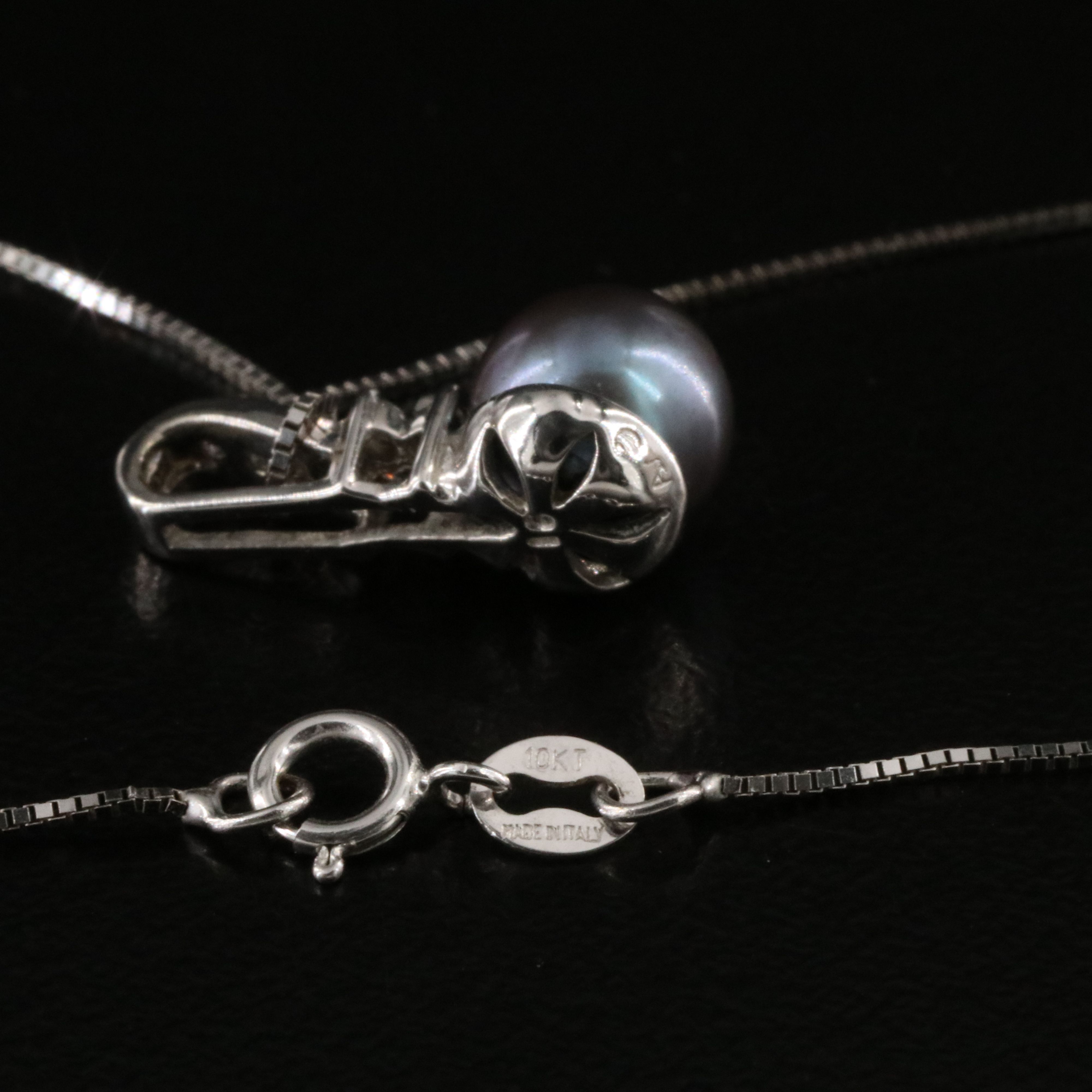 10K Pearl and Diamond Pendant Necklace