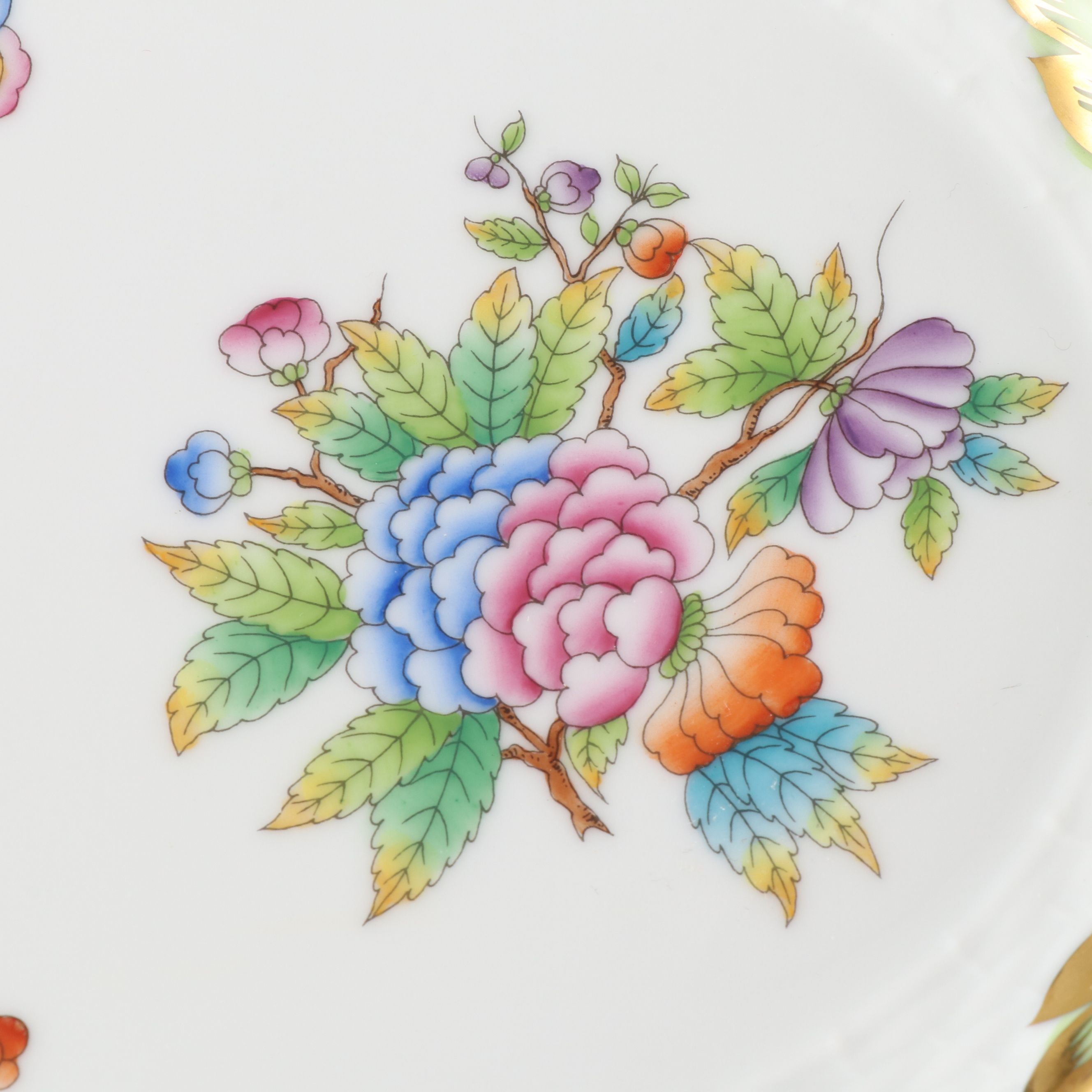 Herend "Queen Victoria" Gilt Porcelain Sandwich Tray