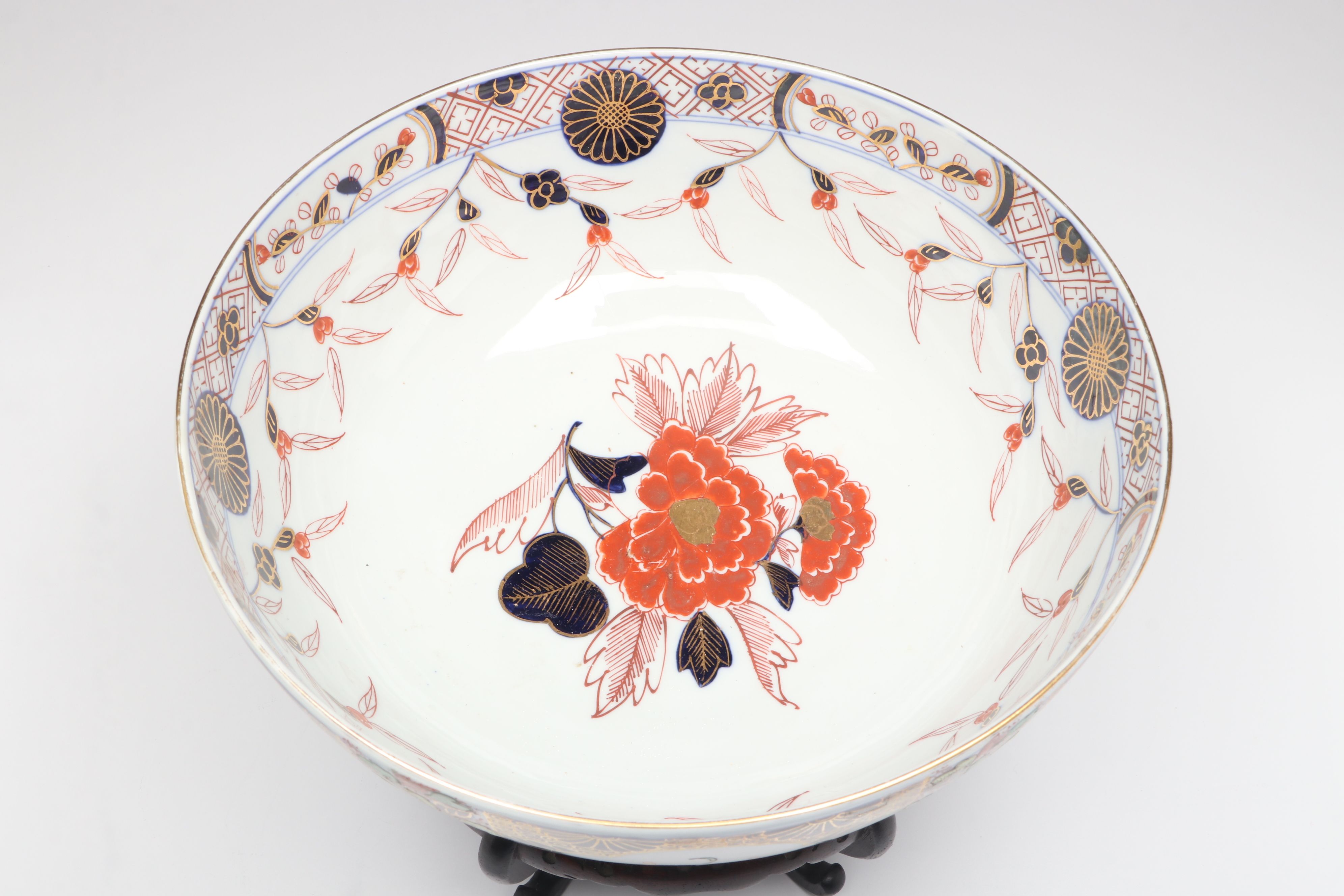 Gilt Decorated Porcelain Decorative Bowl with Carved Wood Stand