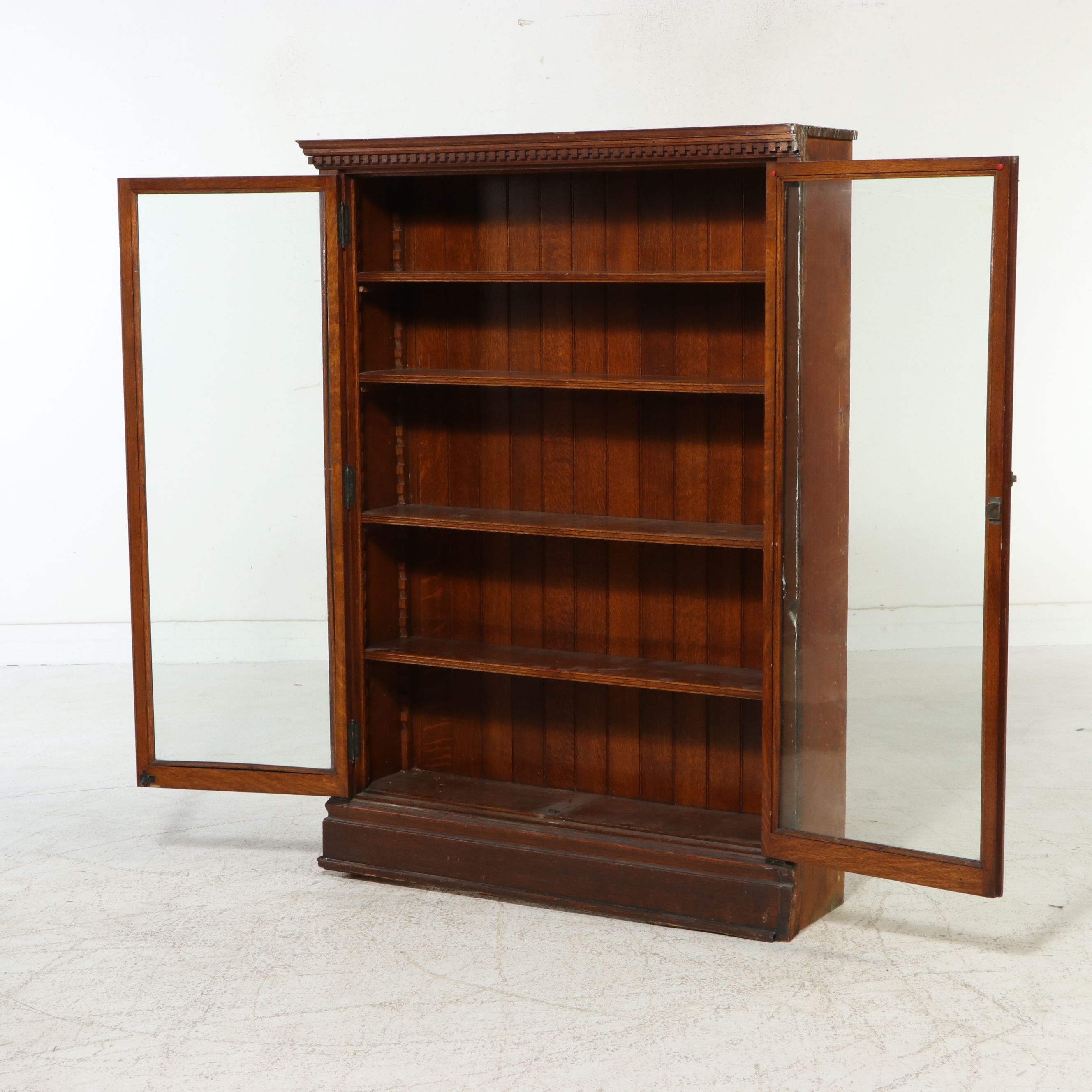 American Oak Arts & Crafts Style Glass Front Bookcase, Early 20th Century