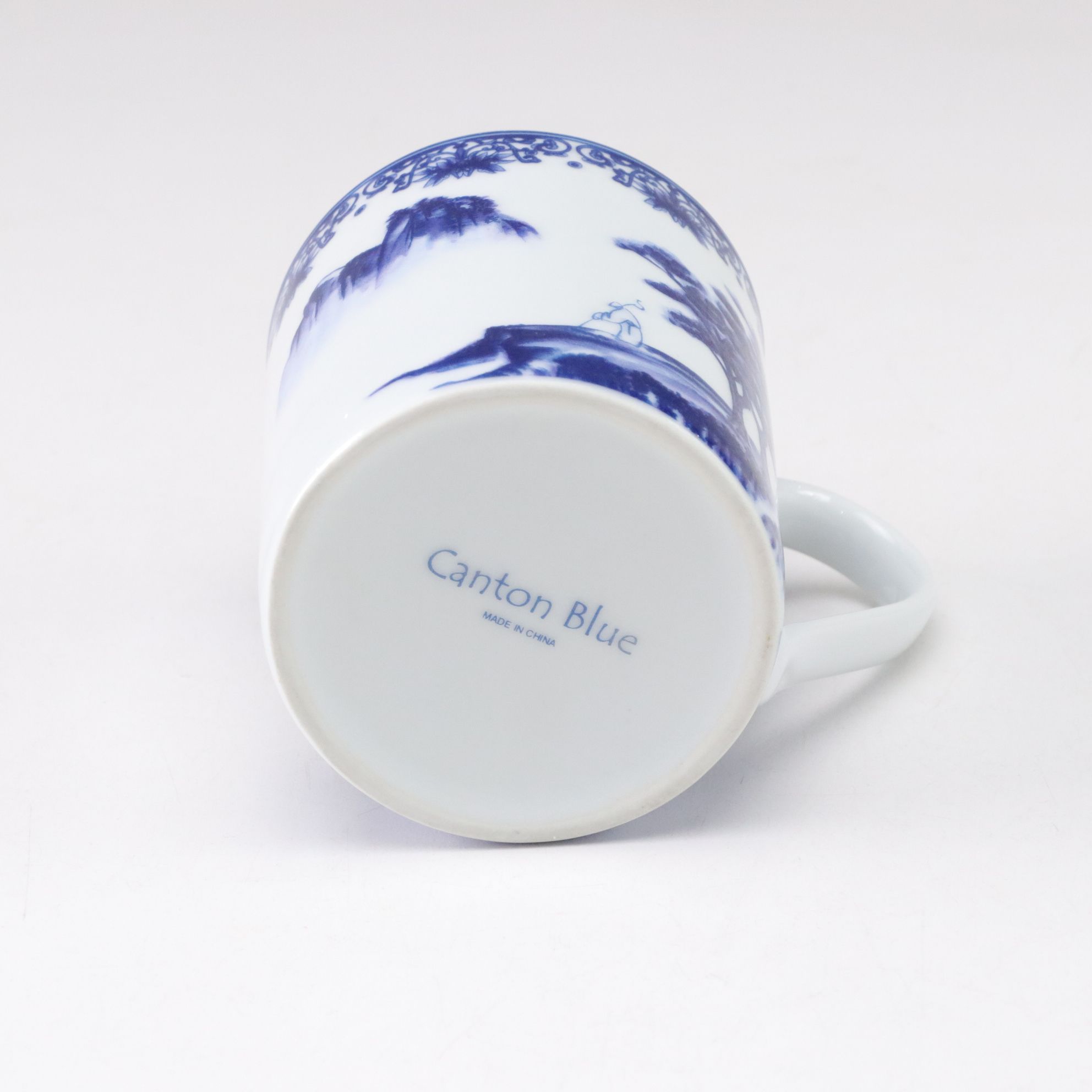 Chinese "Canton Blue" Dinnerware Collection with Serving Pieces