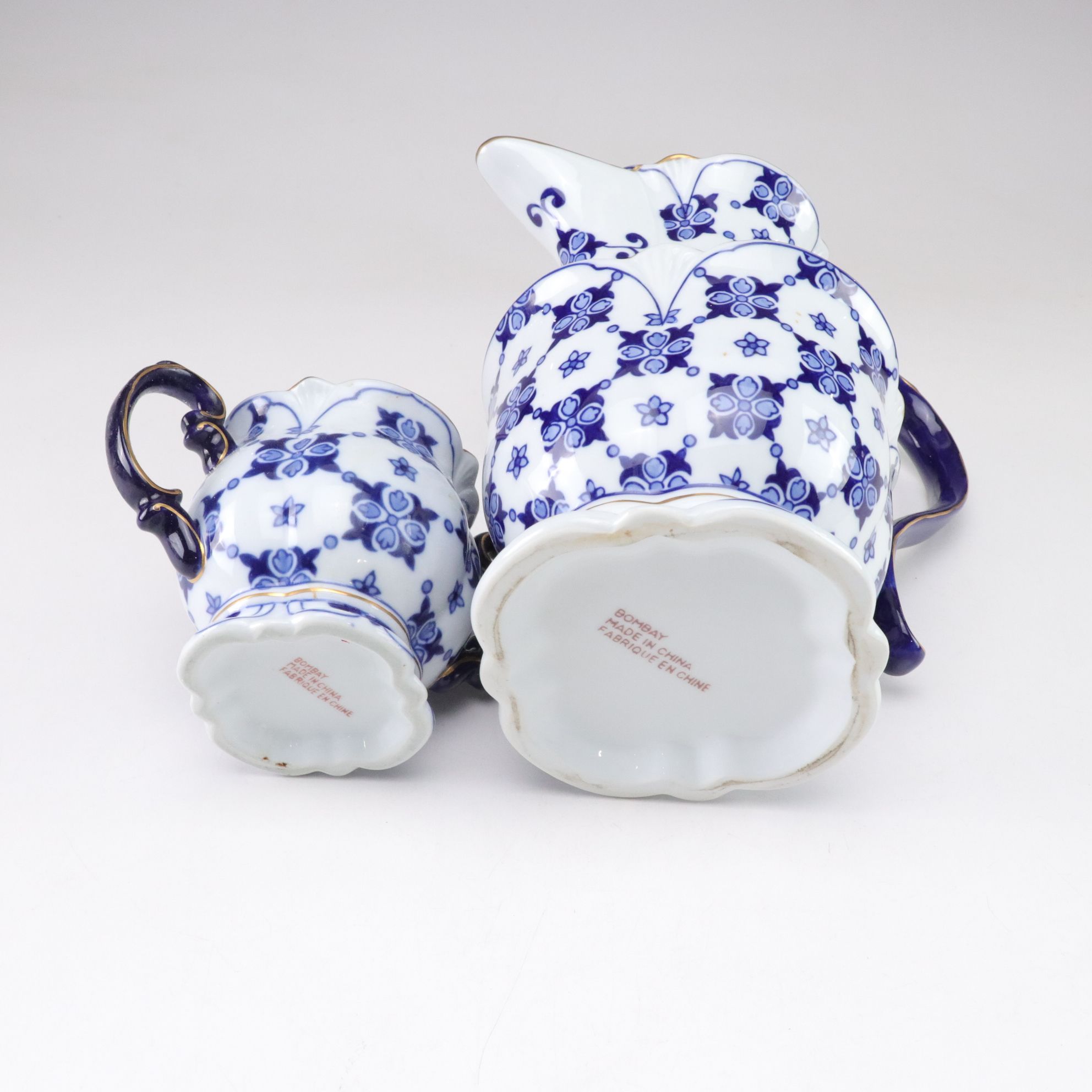 Chinese "Canton Blue" Dinnerware Collection with Serving Pieces