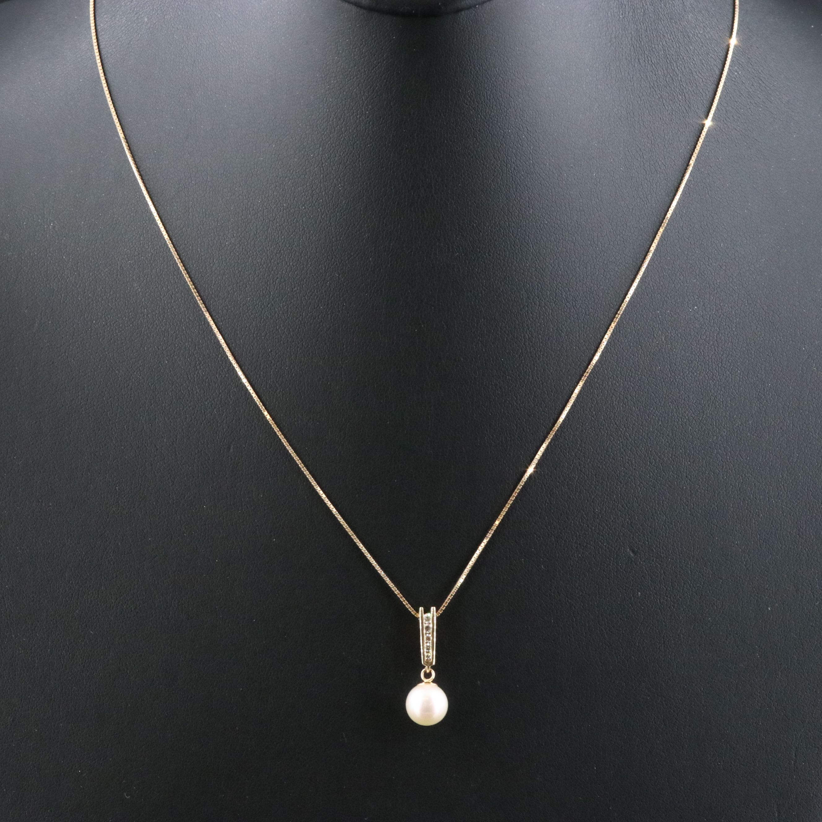 14K Pearl and Diamond Pendant Necklace