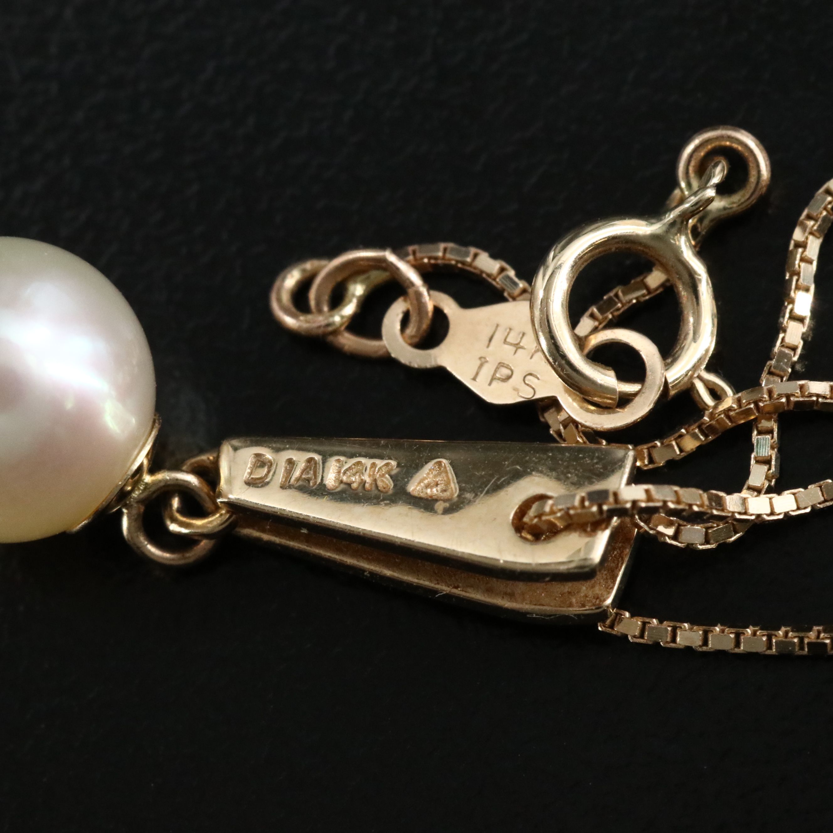 14K Pearl and Diamond Pendant Necklace