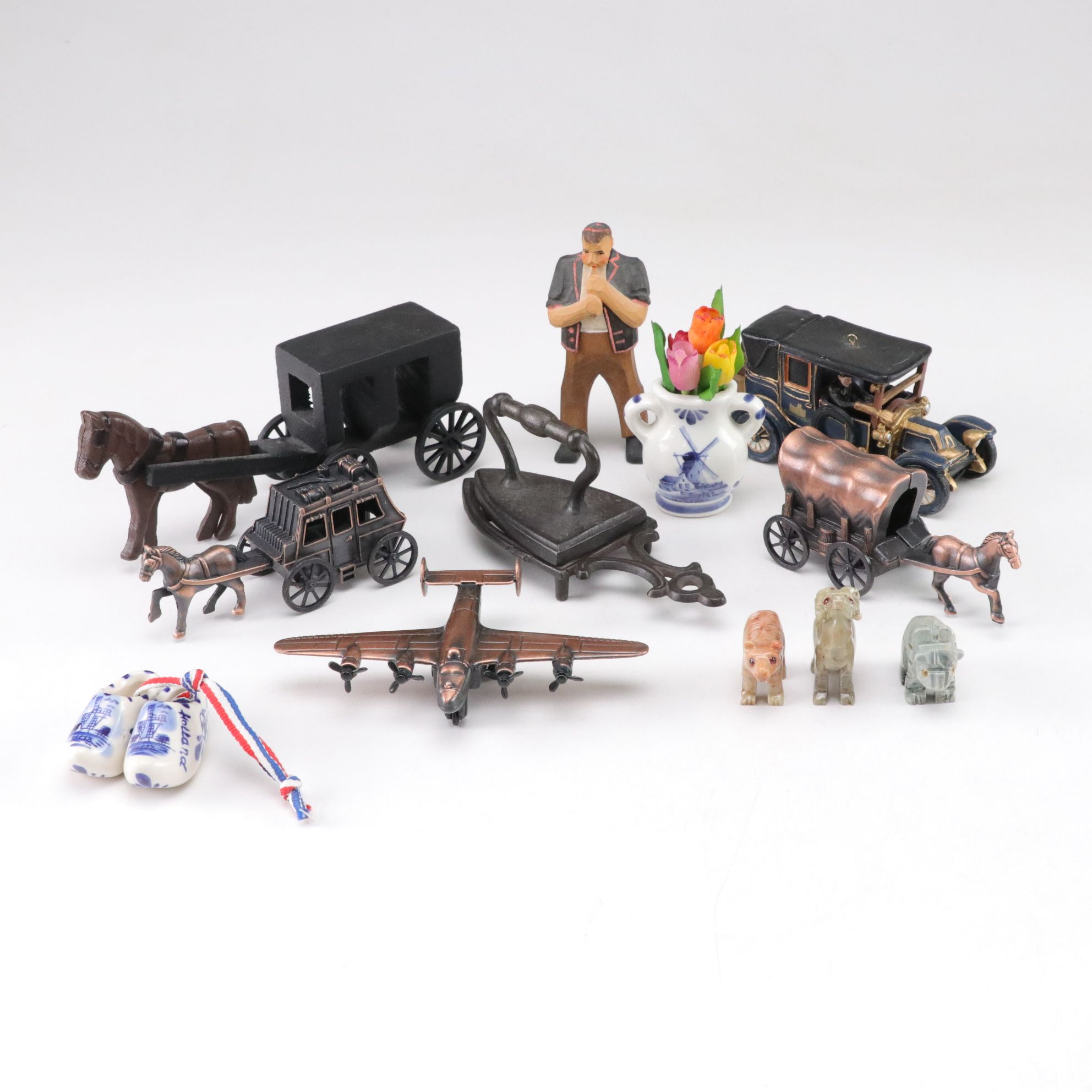 Bronze Finish Diecast Pencil Sharpeners with Other Miniatures