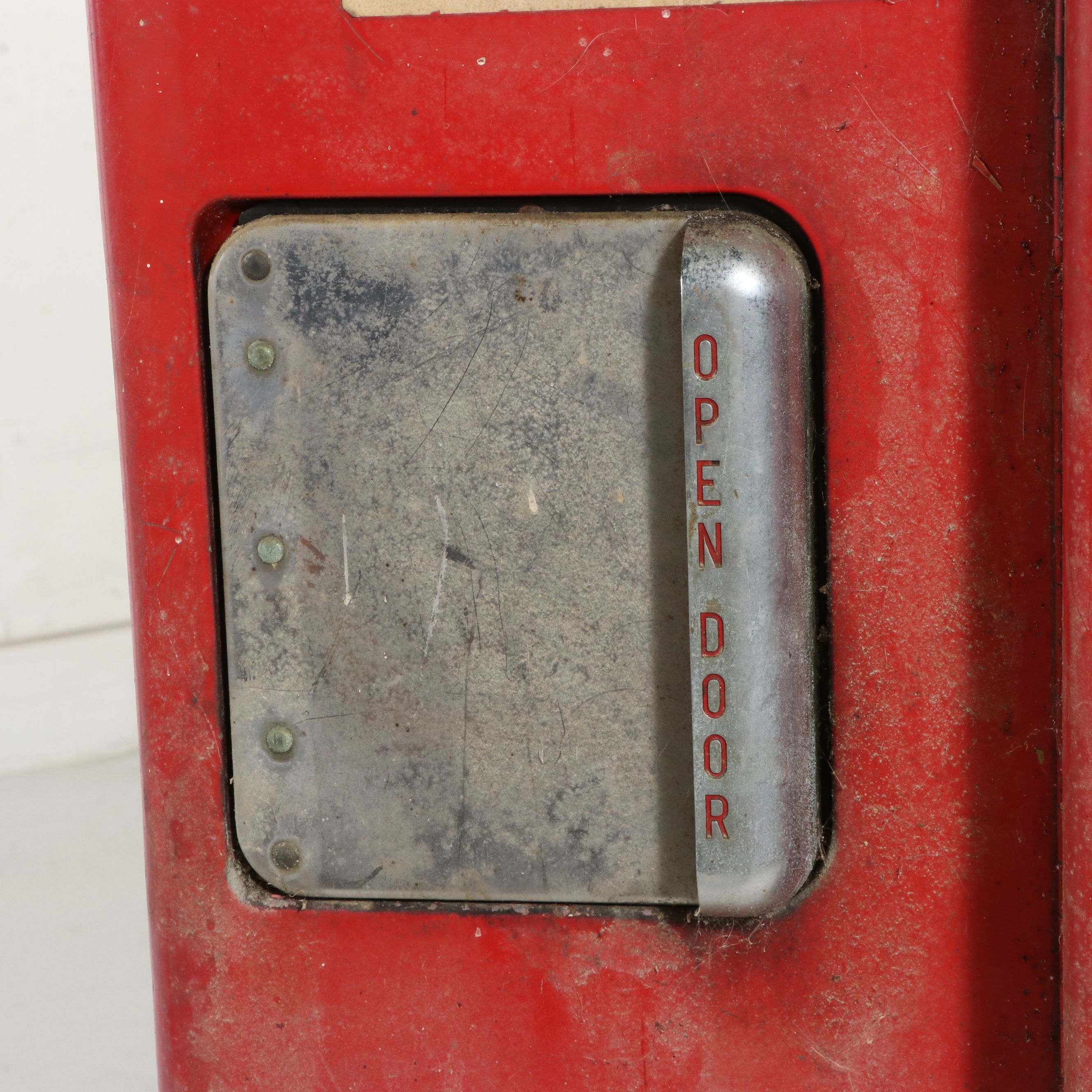 Cavalier Coca-Cola Bottle Vending Machine, Mid-20th Century