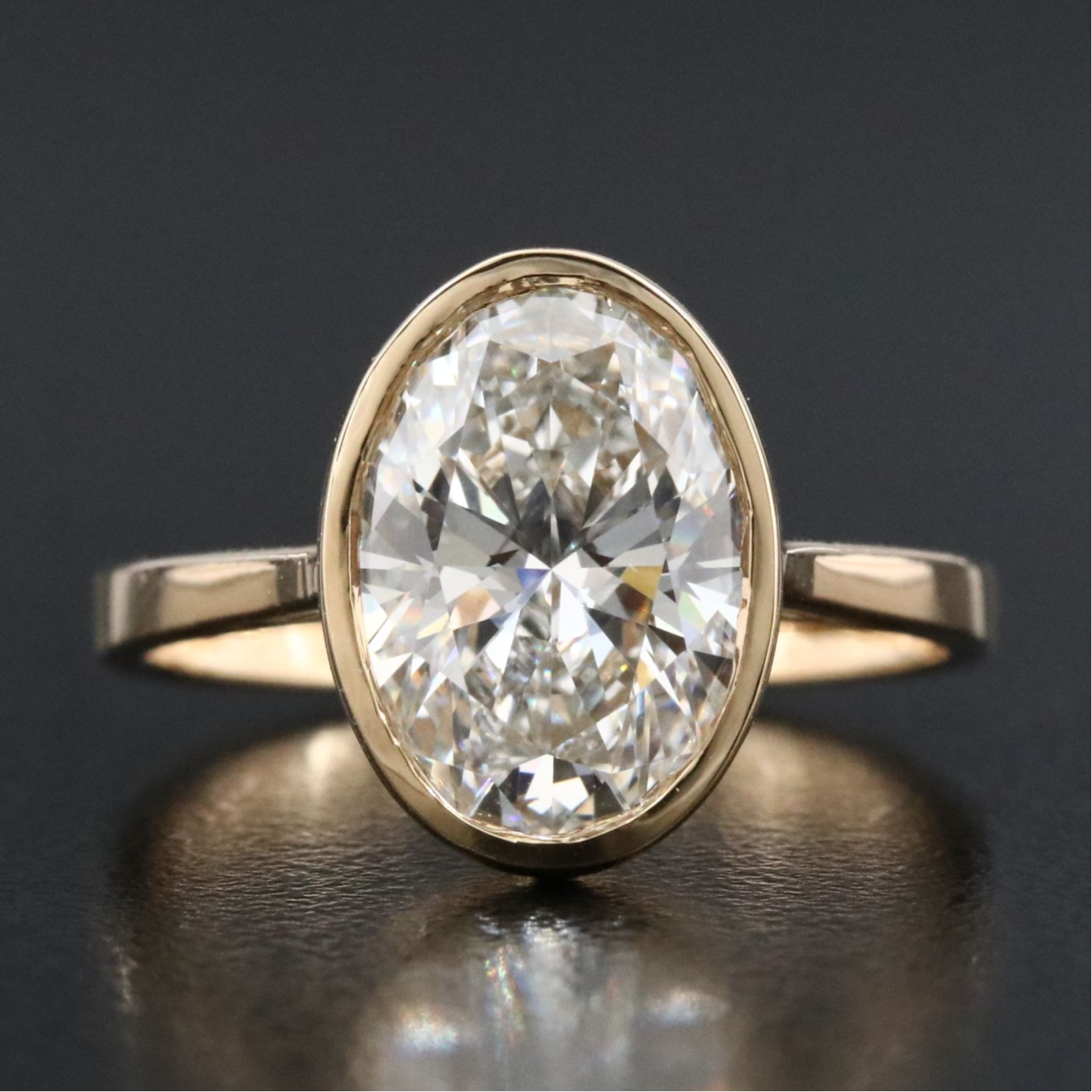 18K 3.09 CT Lab Grown Diamond Solitaire Ring with IGI Report
