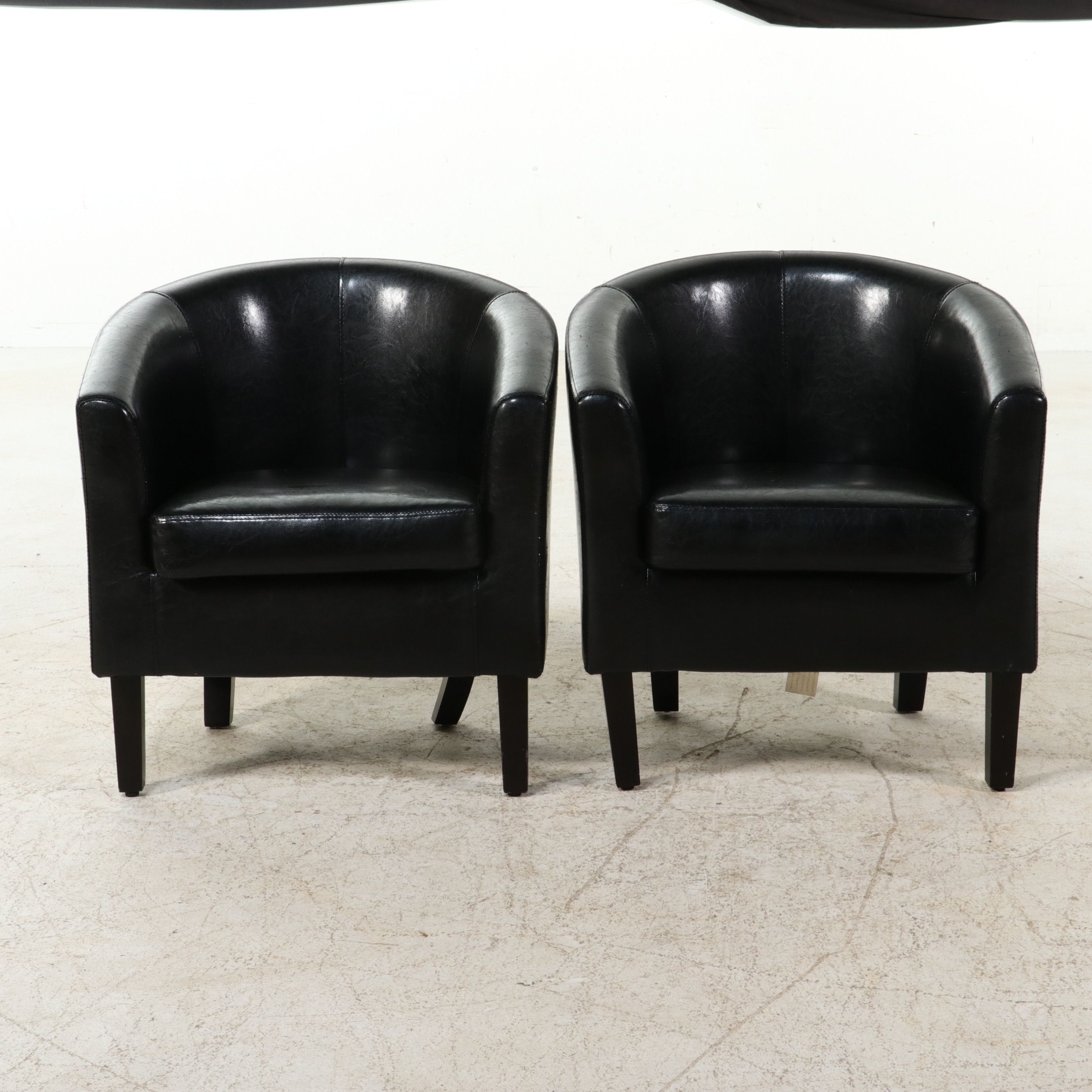 Pair of Contemporary Faux Leather Barrel-Back Club Chairs, 21st Century