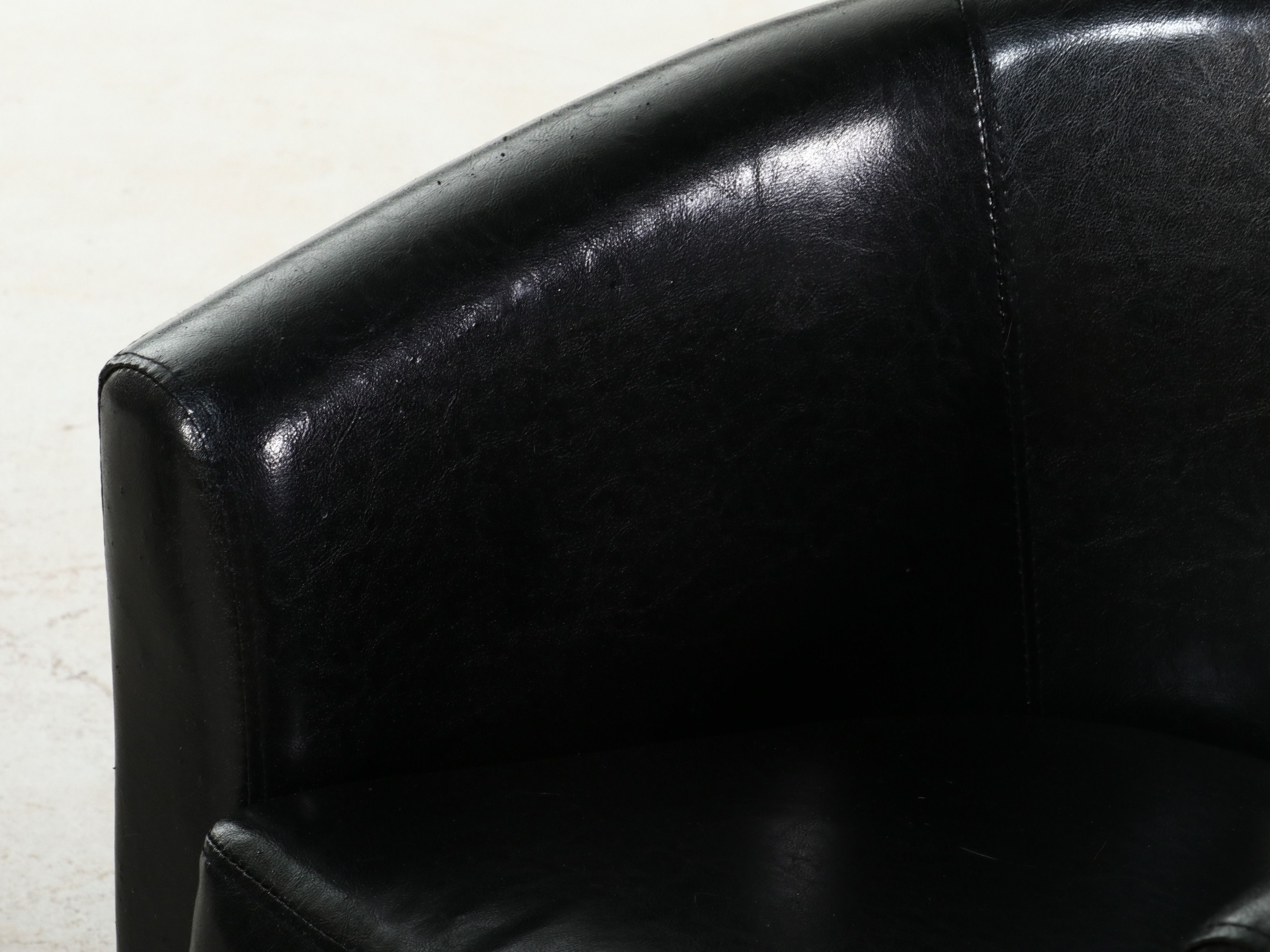 Pair of Contemporary Faux Leather Barrel-Back Club Chairs, 21st Century