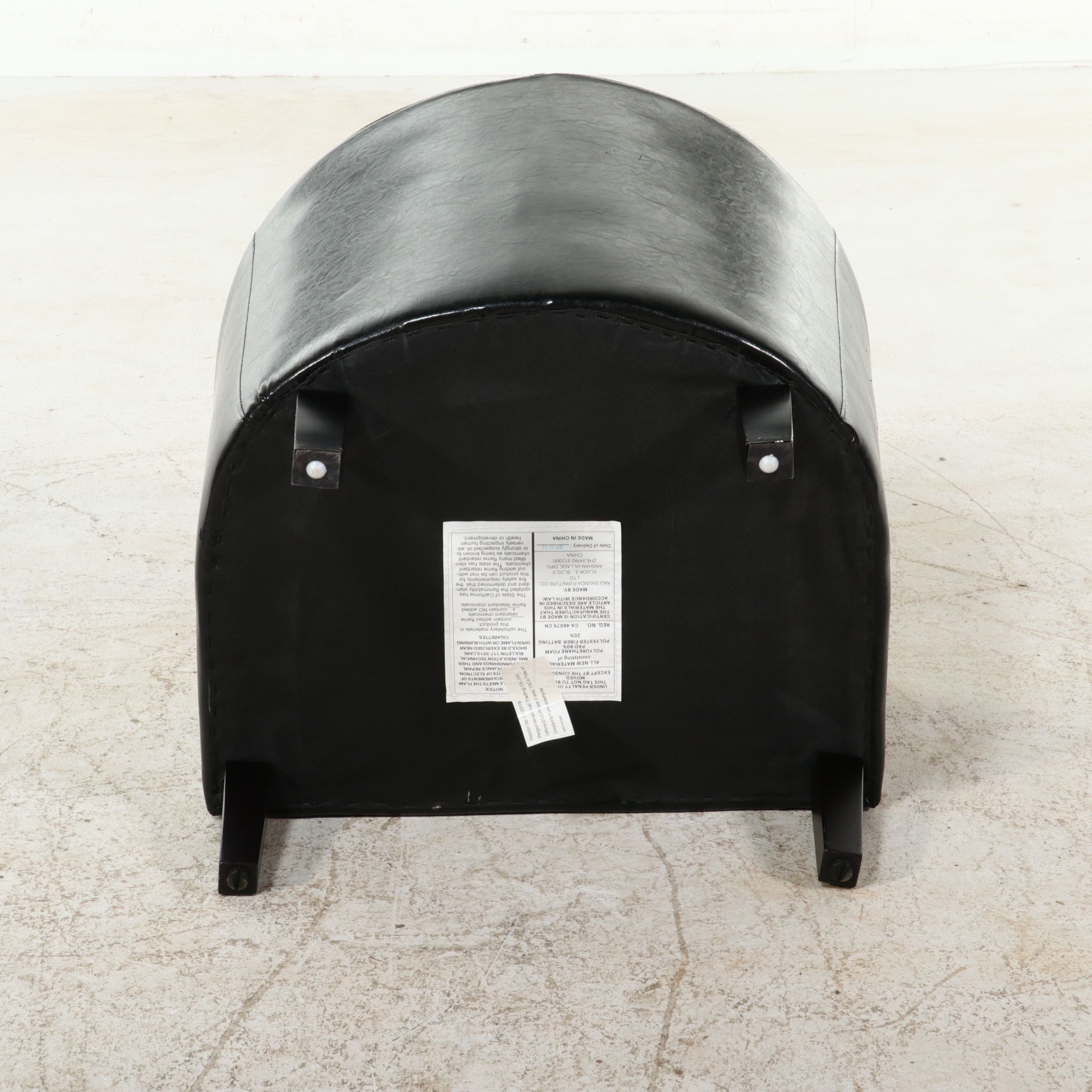 Pair of Contemporary Faux Leather Barrel-Back Club Chairs, 21st Century