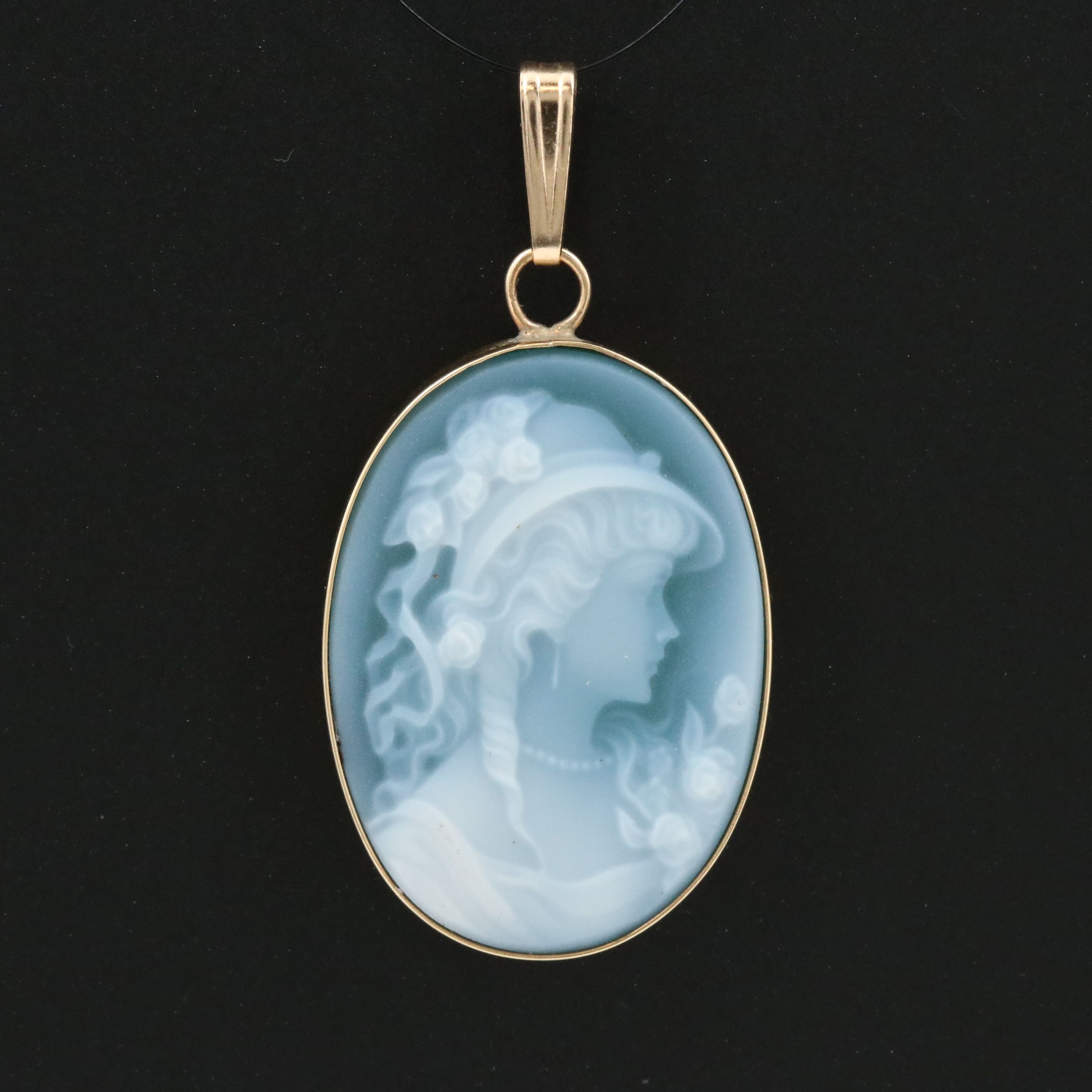 14K Agate Cameo Pendant