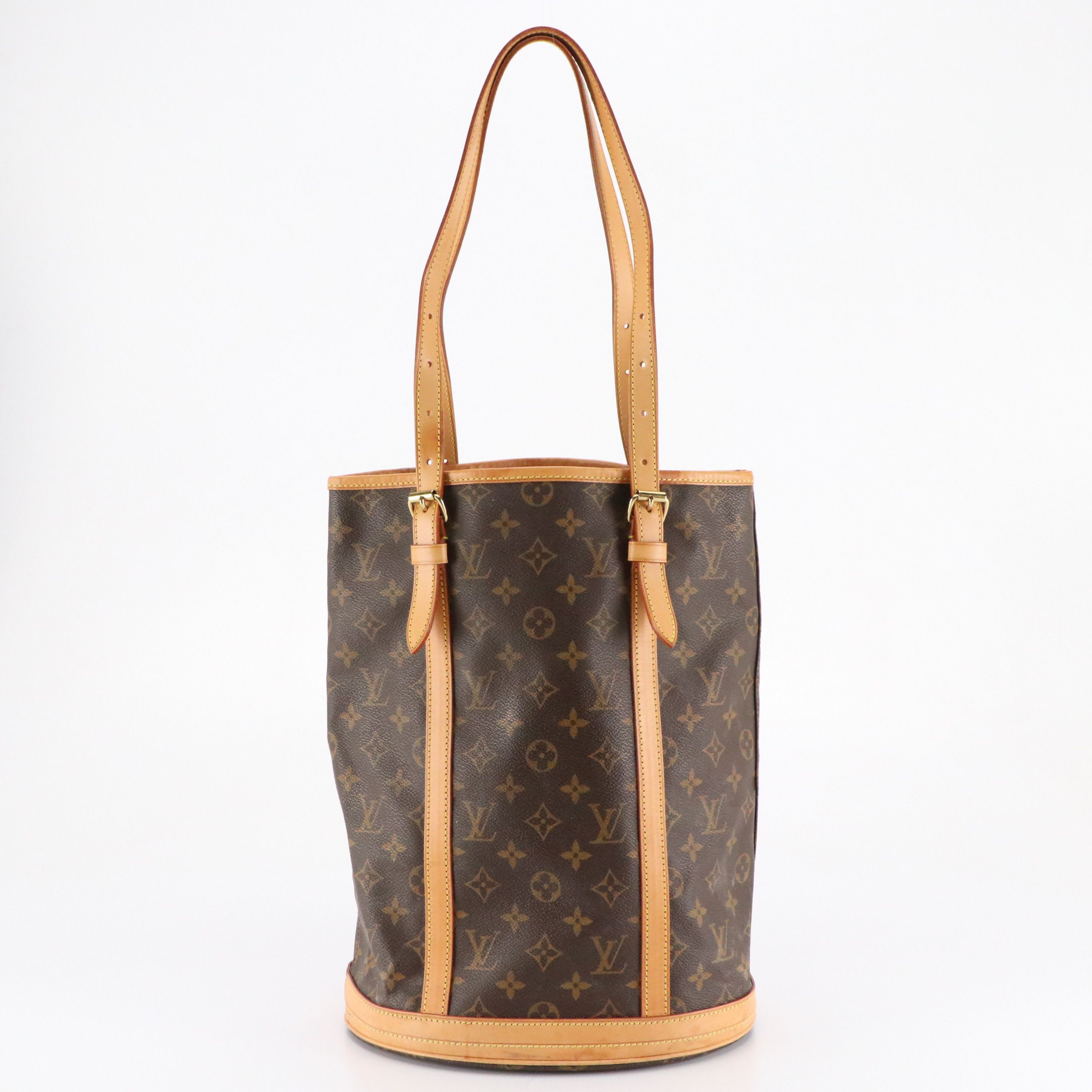 Louis Vuitton Bucket Bag GM in Monogram Canvas and Vachetta Leather