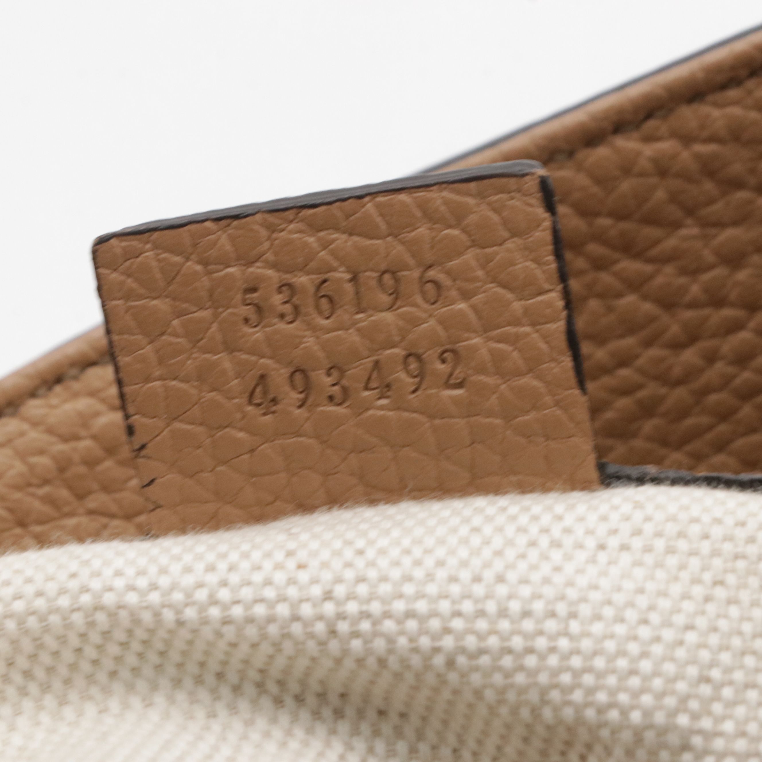 Gucci Soho Medium Chain Tote Bag in Beige Grained Calfskin Leather