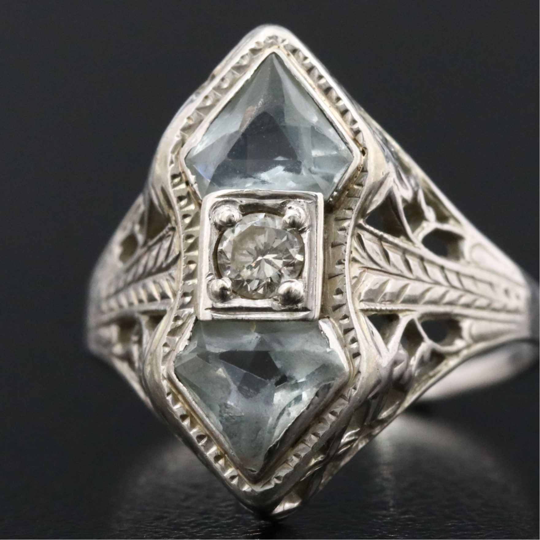 Art Deco 18K Aquamarine and Diamond Toi et Moi Ring