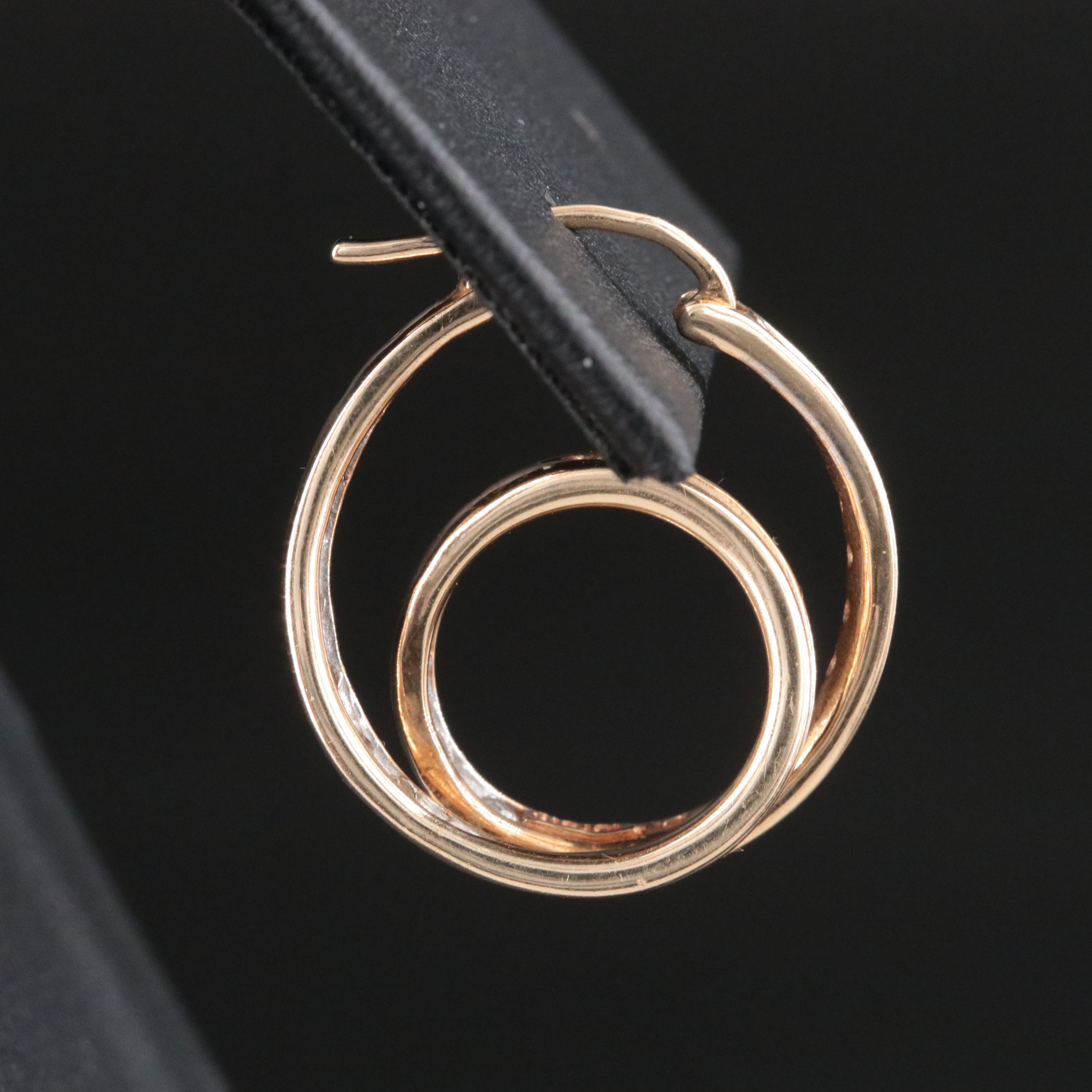 10K 1.05 CTW Diamond Ribbon Hoop Earrings