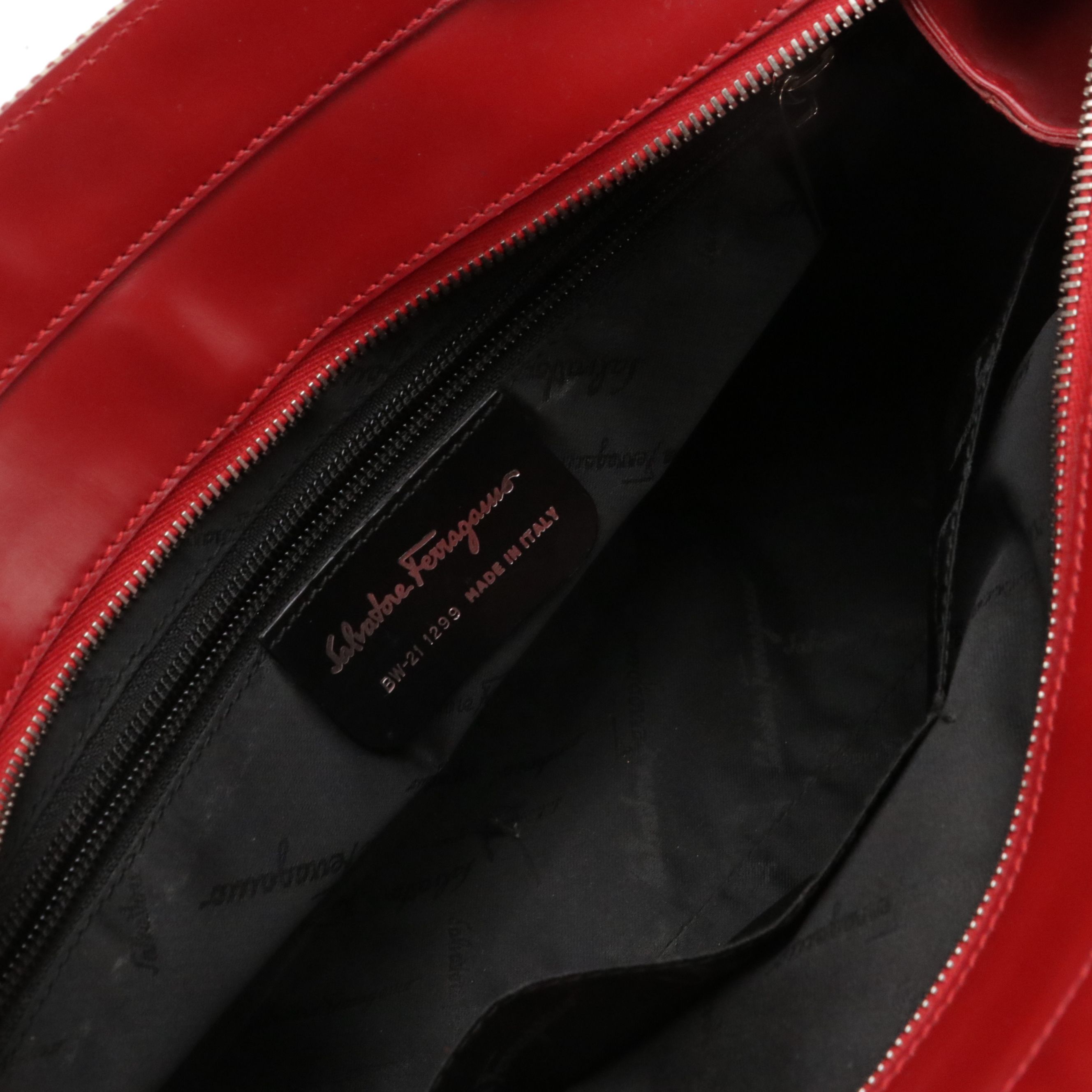 Salvatore Ferragamo Gancini Shoulder Bag in Woven Canvas and Red Calf Leather