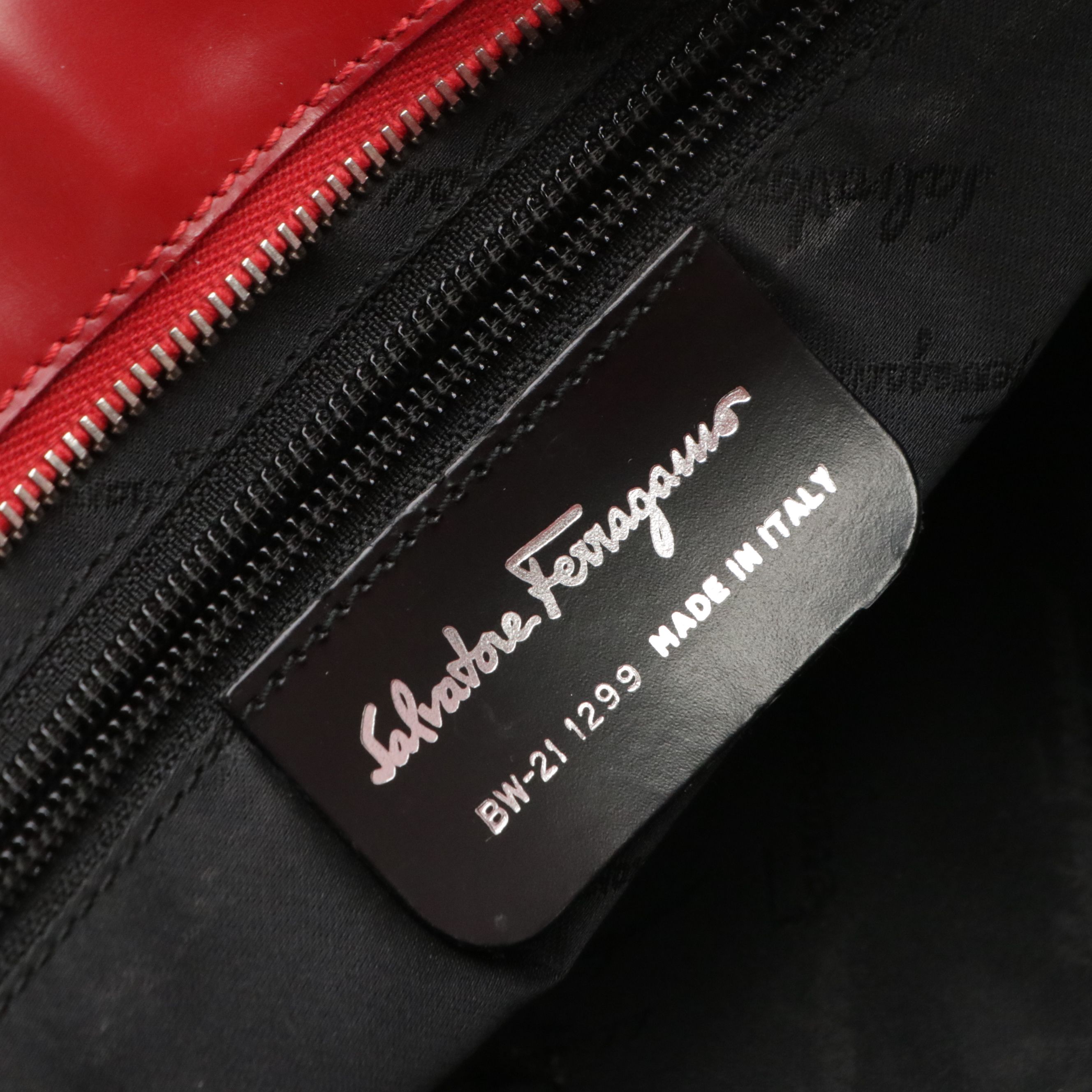 Salvatore Ferragamo Gancini Shoulder Bag in Woven Canvas and Red Calf Leather