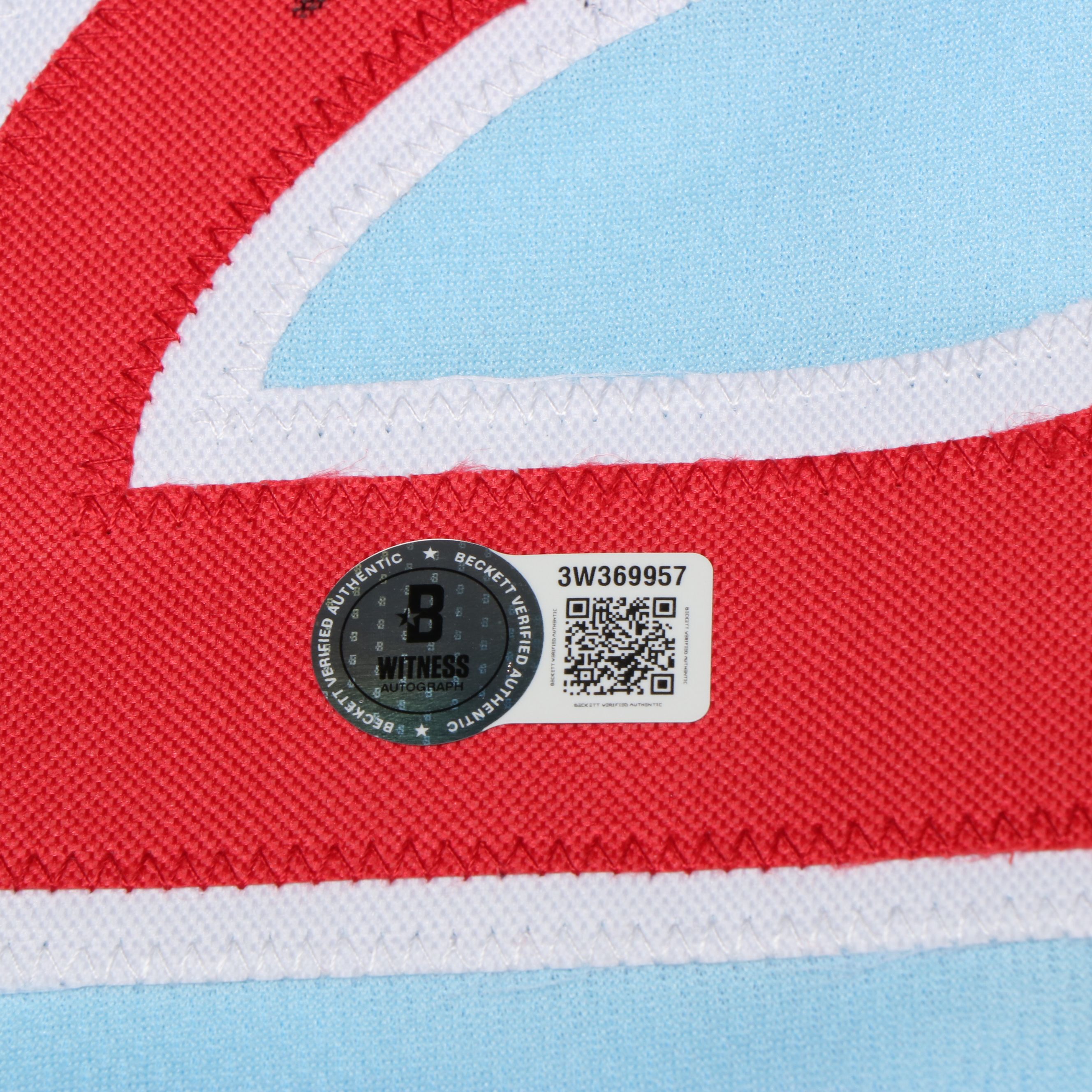 Sammy Sosa Signed Chicago Cubs Baseball Jersey, Beckett