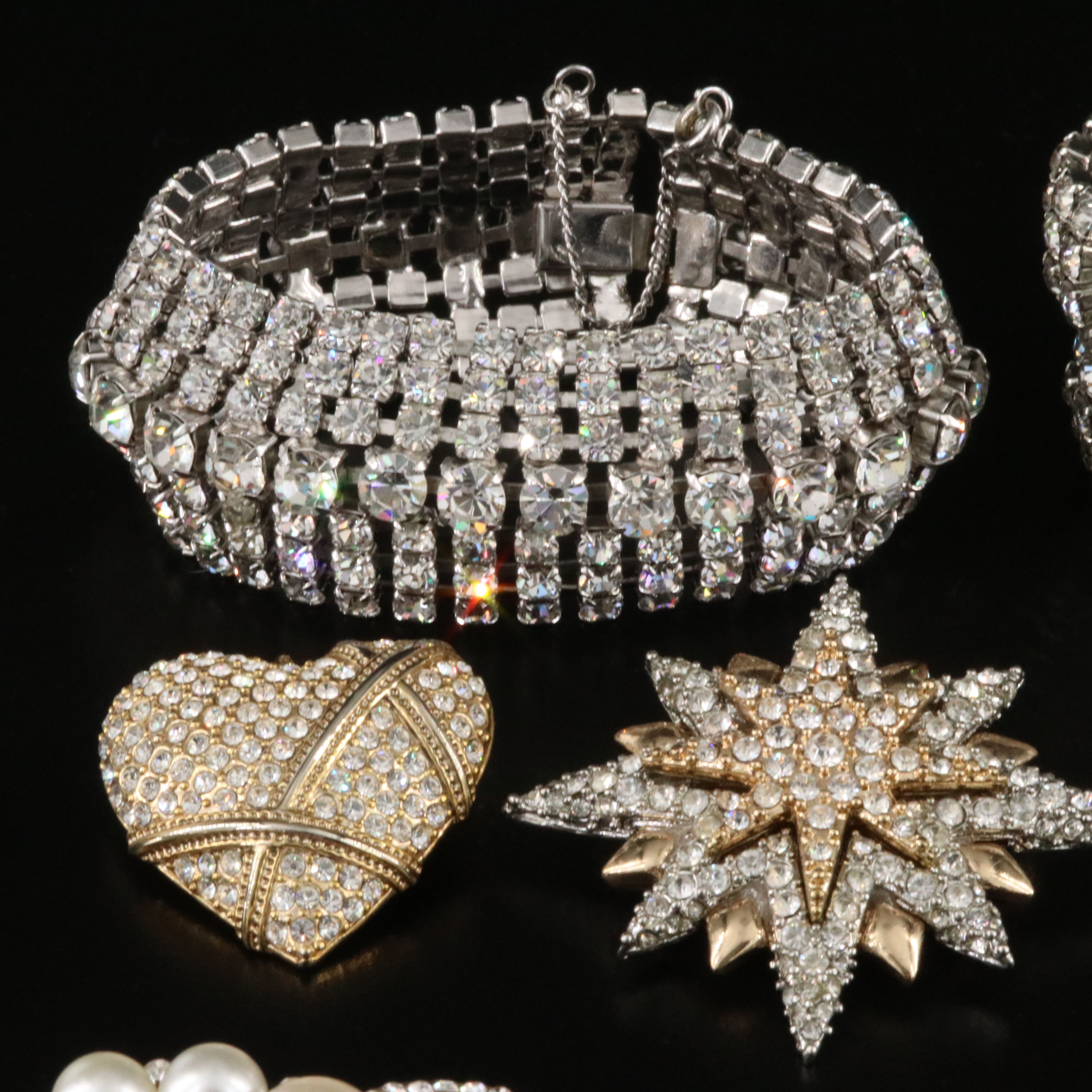 Krementz, Weiss and Duette Brooch Featured in Vintage Jewelry
