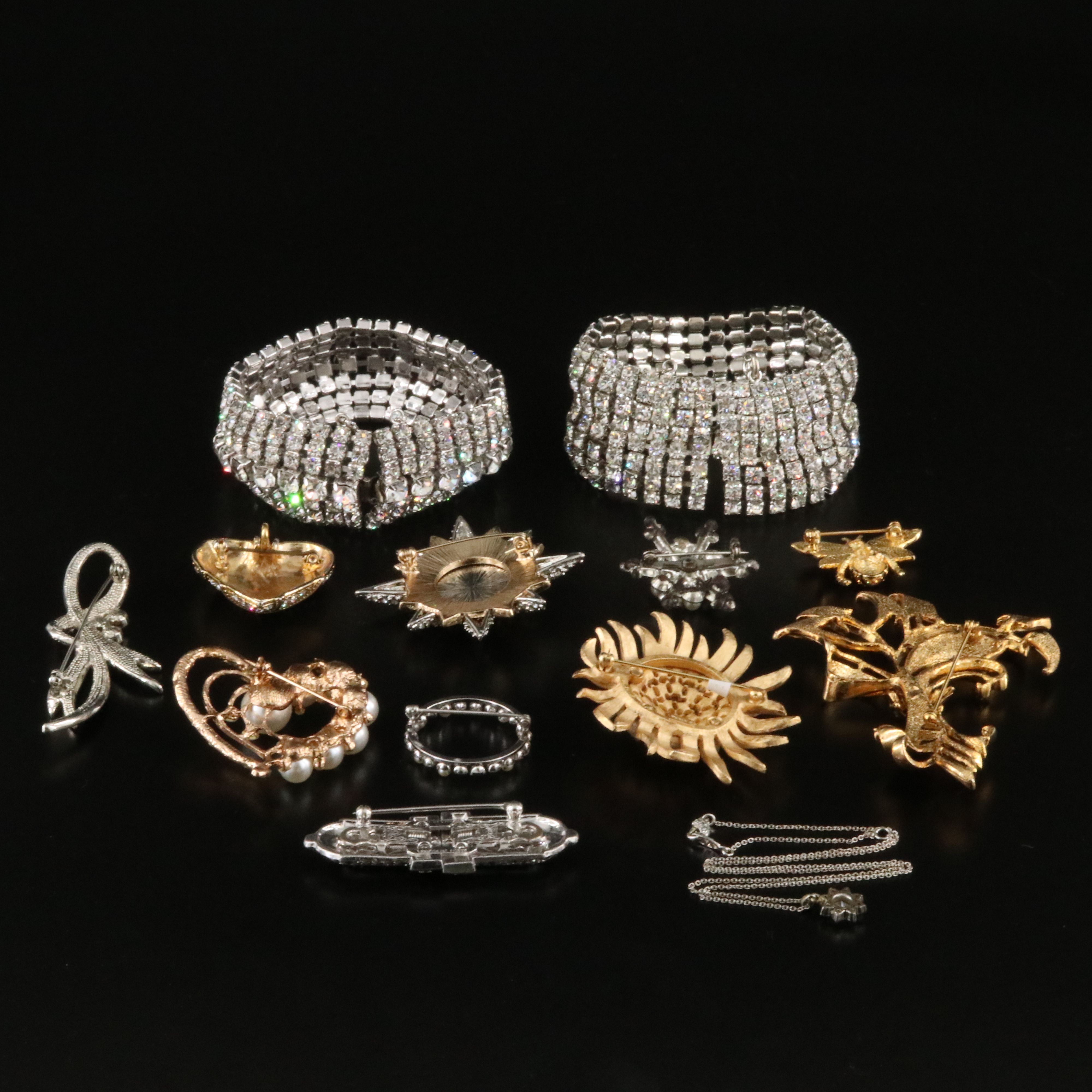 Krementz, Weiss and Duette Brooch Featured in Vintage Jewelry