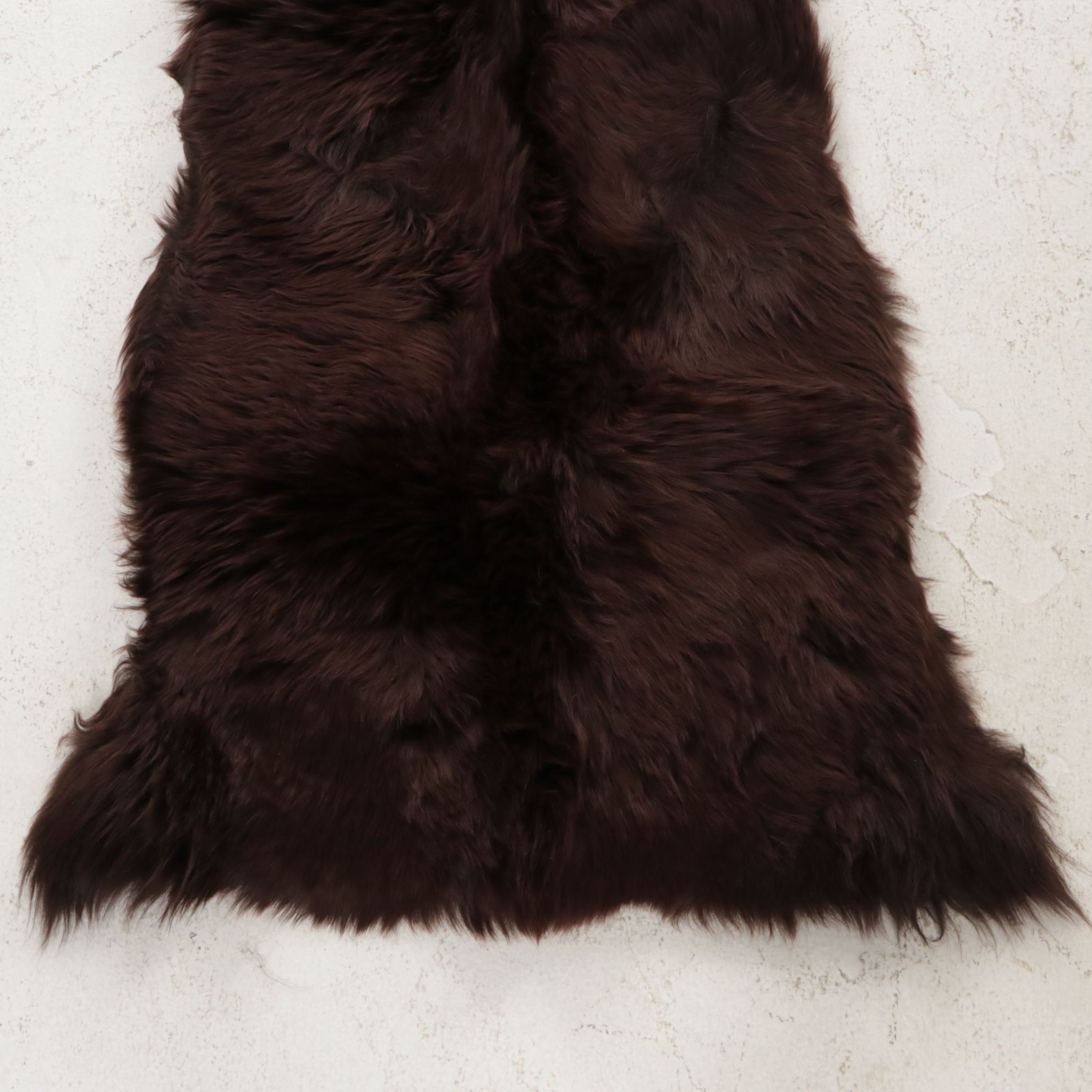 2' x 3' New Zealand Sheepskin Accent Rugs in Chocolate | EBTH