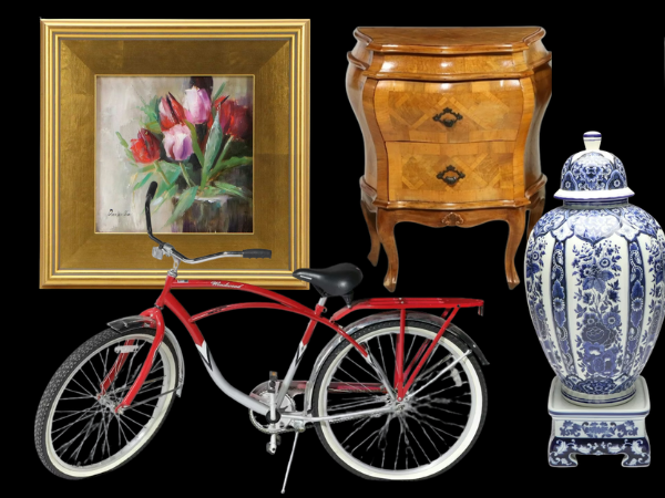 Bikes, Blooms & Dutch Rooms: A Whimsical Stroll Through April in Amsterdam